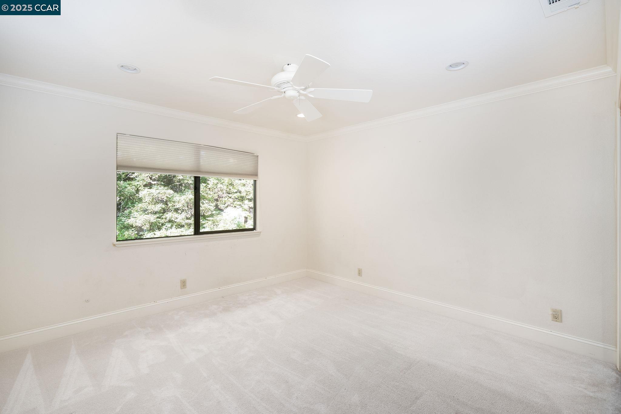 Detail Gallery Image 33 of 49 For 3363 Deer Hollow Dr, Danville,  CA 94506 - 4 Beds | 3/1 Baths