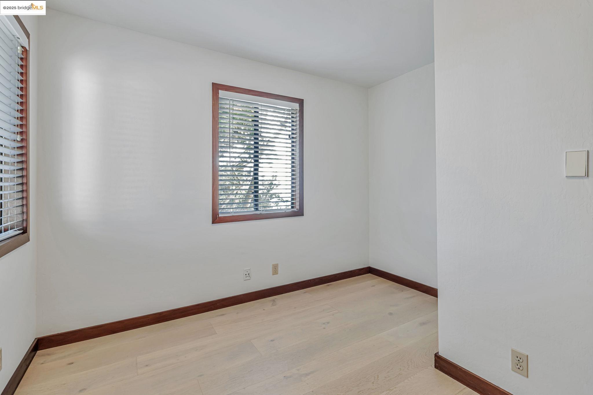 Detail Gallery Image 37 of 59 For 1518 Madera Ct, El Cerrito,  CA 94530-0112 - 5 Beds | 4/1 Baths