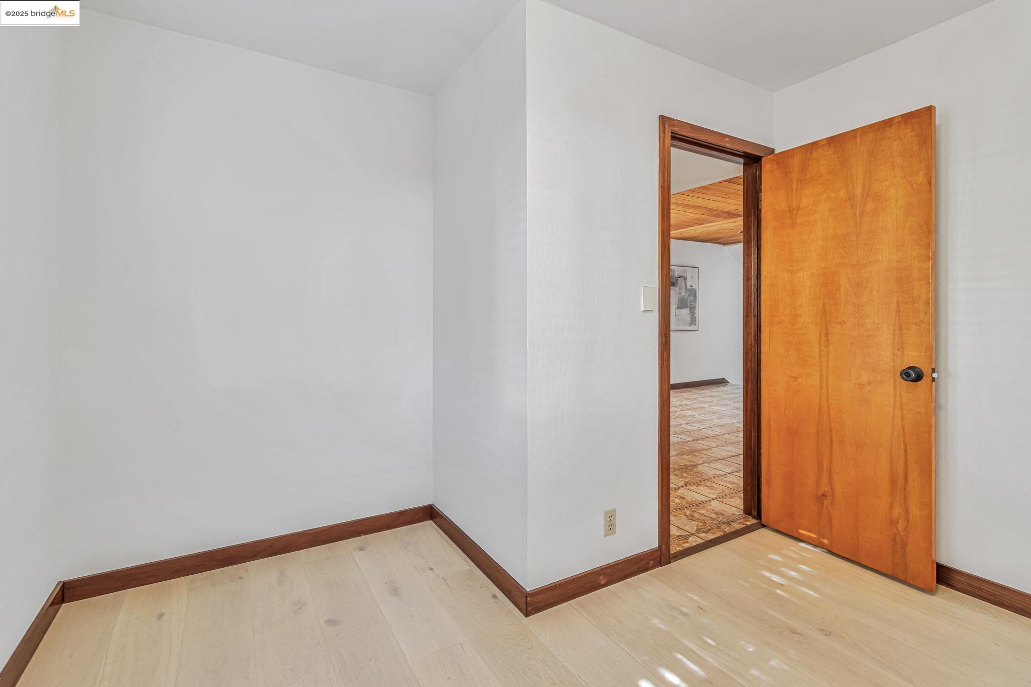 Detail Gallery Image 38 of 59 For 1518 Madera Ct, El Cerrito,  CA 94530-0112 - 5 Beds | 4/1 Baths