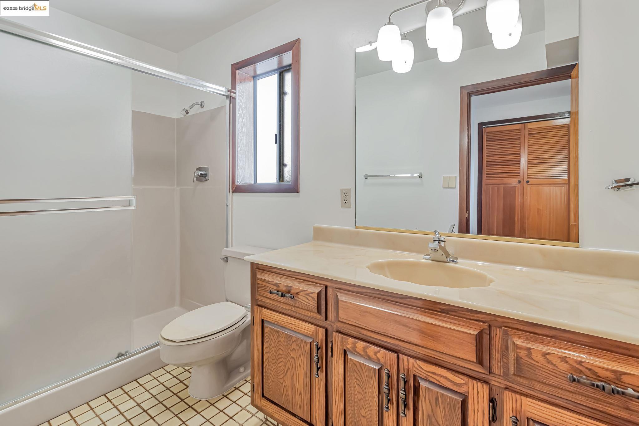 Detail Gallery Image 46 of 59 For 1518 Madera Ct, El Cerrito,  CA 94530-0112 - 5 Beds | 4/1 Baths