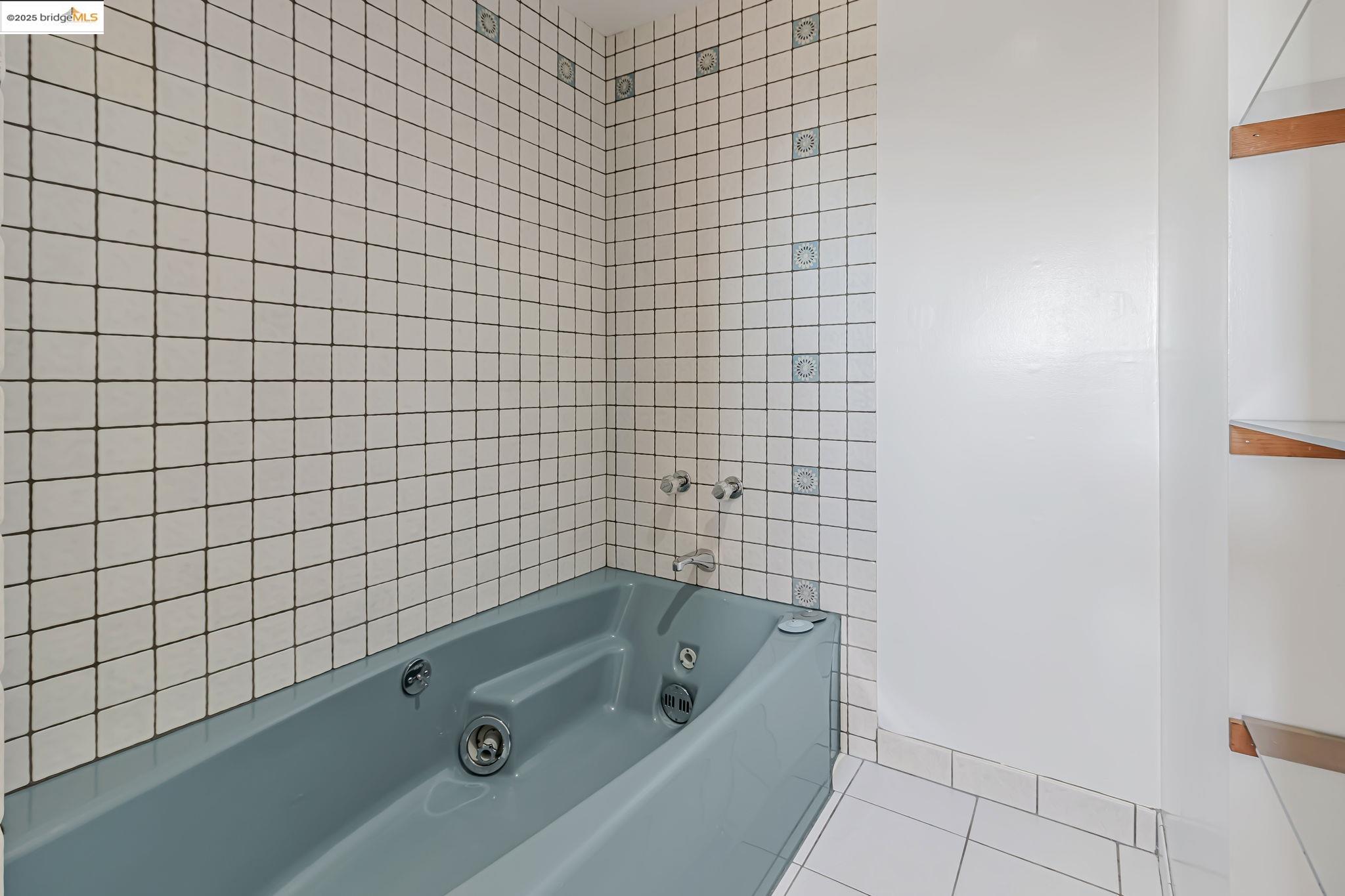 Detail Gallery Image 51 of 59 For 1518 Madera Ct, El Cerrito,  CA 94530-0112 - 5 Beds | 4/1 Baths