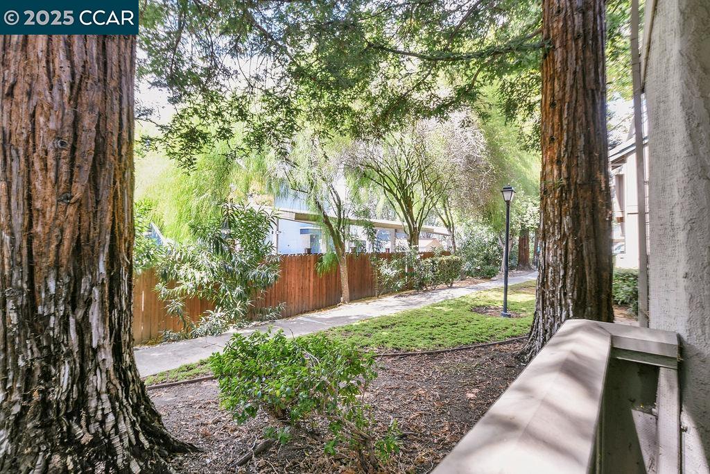 Detail Gallery Image 18 of 23 For 1255 Lakeview Cir, Pittsburg,  CA 94565 - 2 Beds | 1 Baths