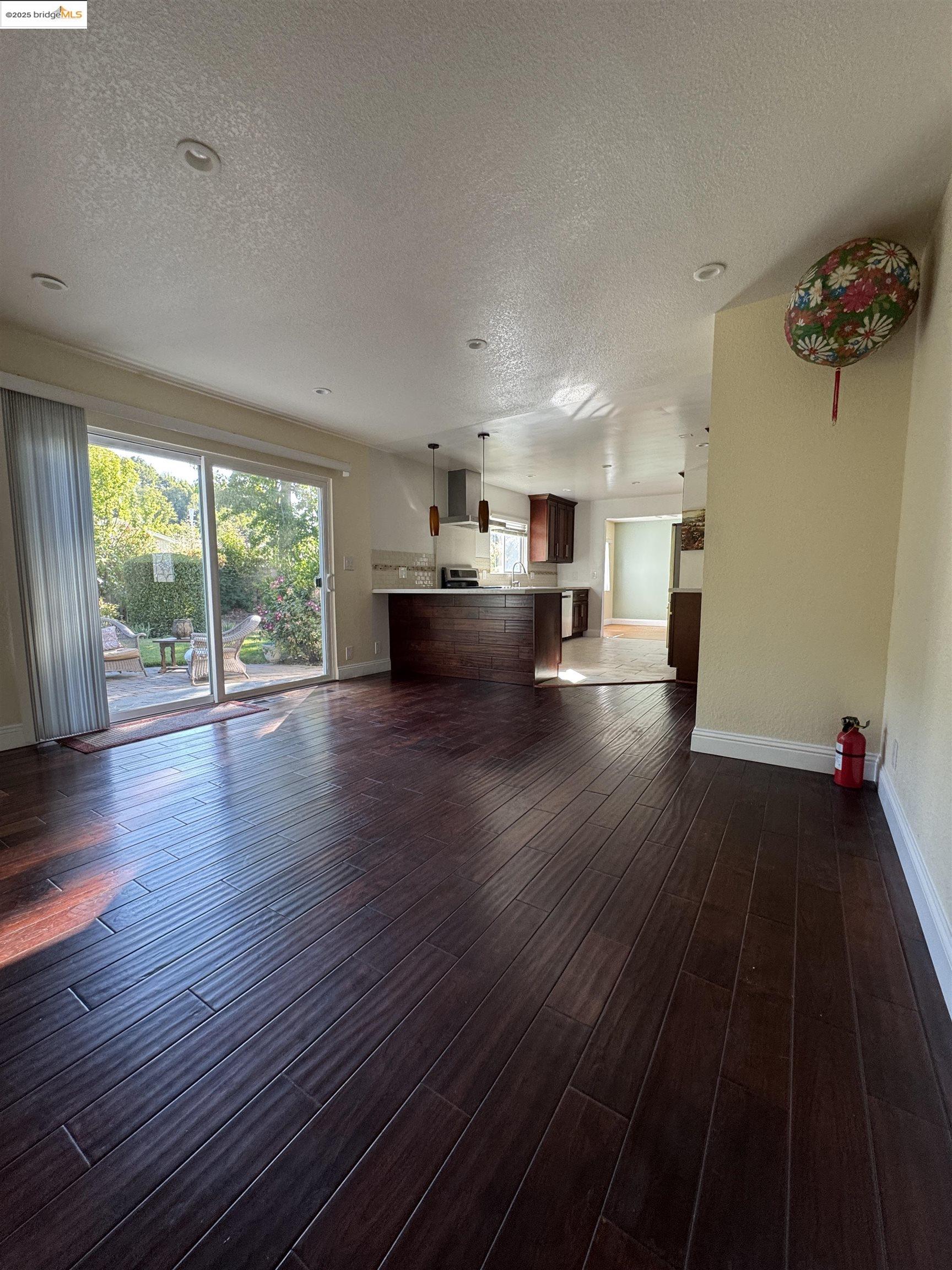 Detail Gallery Image 21 of 46 For 8 Juniper Way, Moraga,  CA 94556-1002 - 4 Beds | 3 Baths