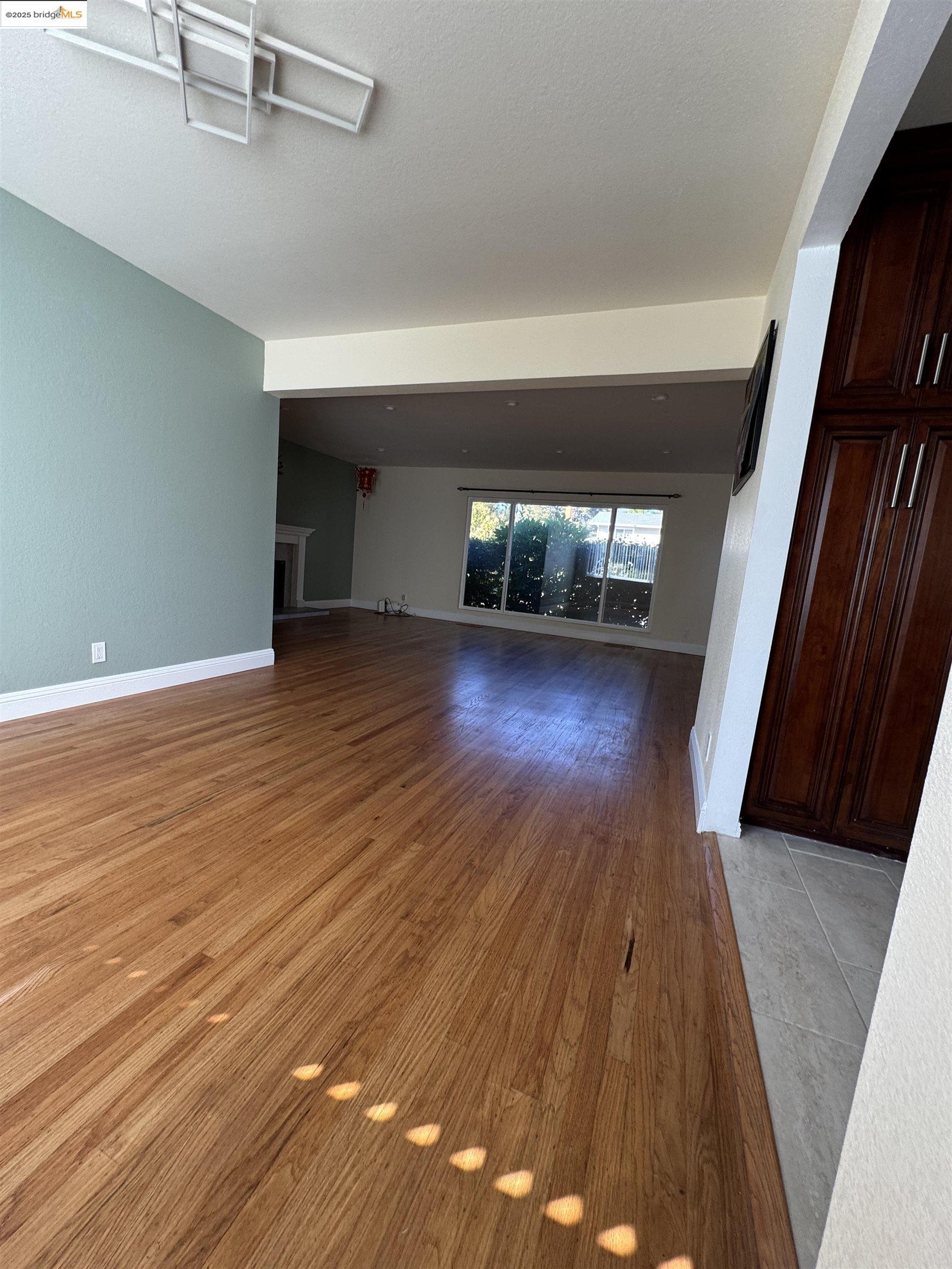 Detail Gallery Image 22 of 46 For 8 Juniper Way, Moraga,  CA 94556-1002 - 4 Beds | 3 Baths