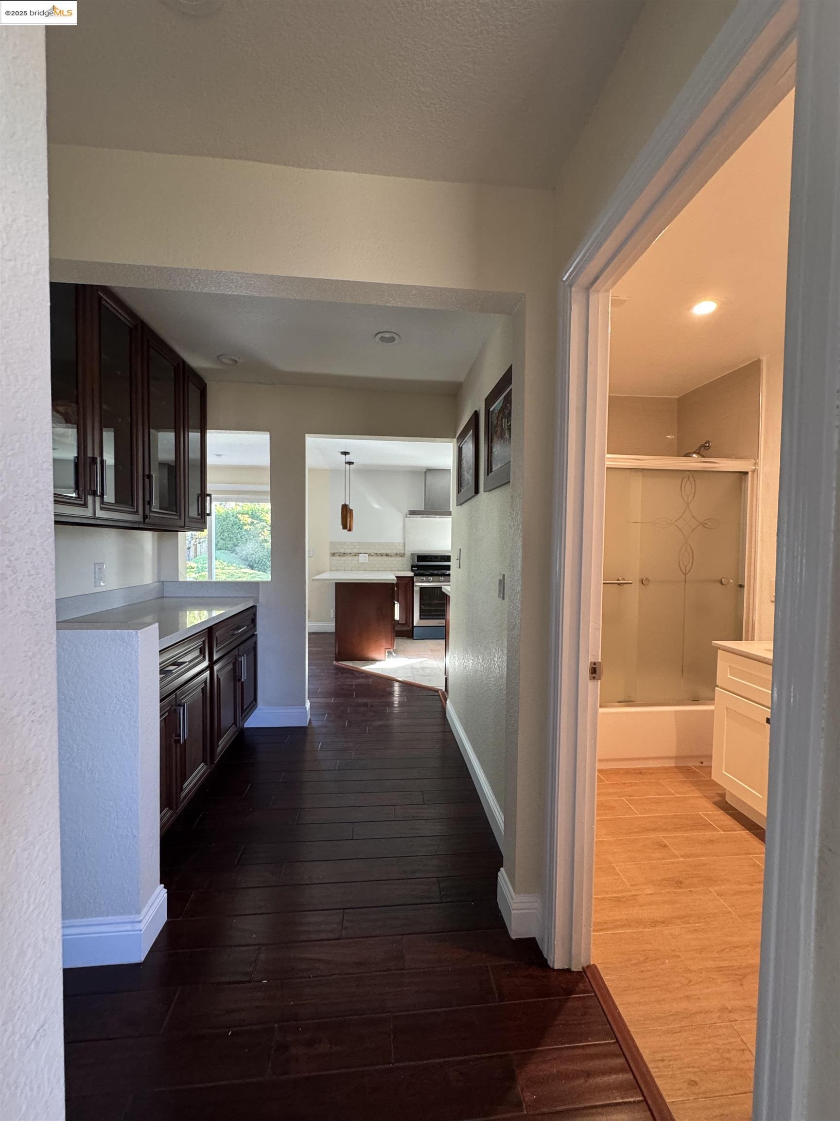 Detail Gallery Image 24 of 46 For 8 Juniper Way, Moraga,  CA 94556-1002 - 4 Beds | 3 Baths
