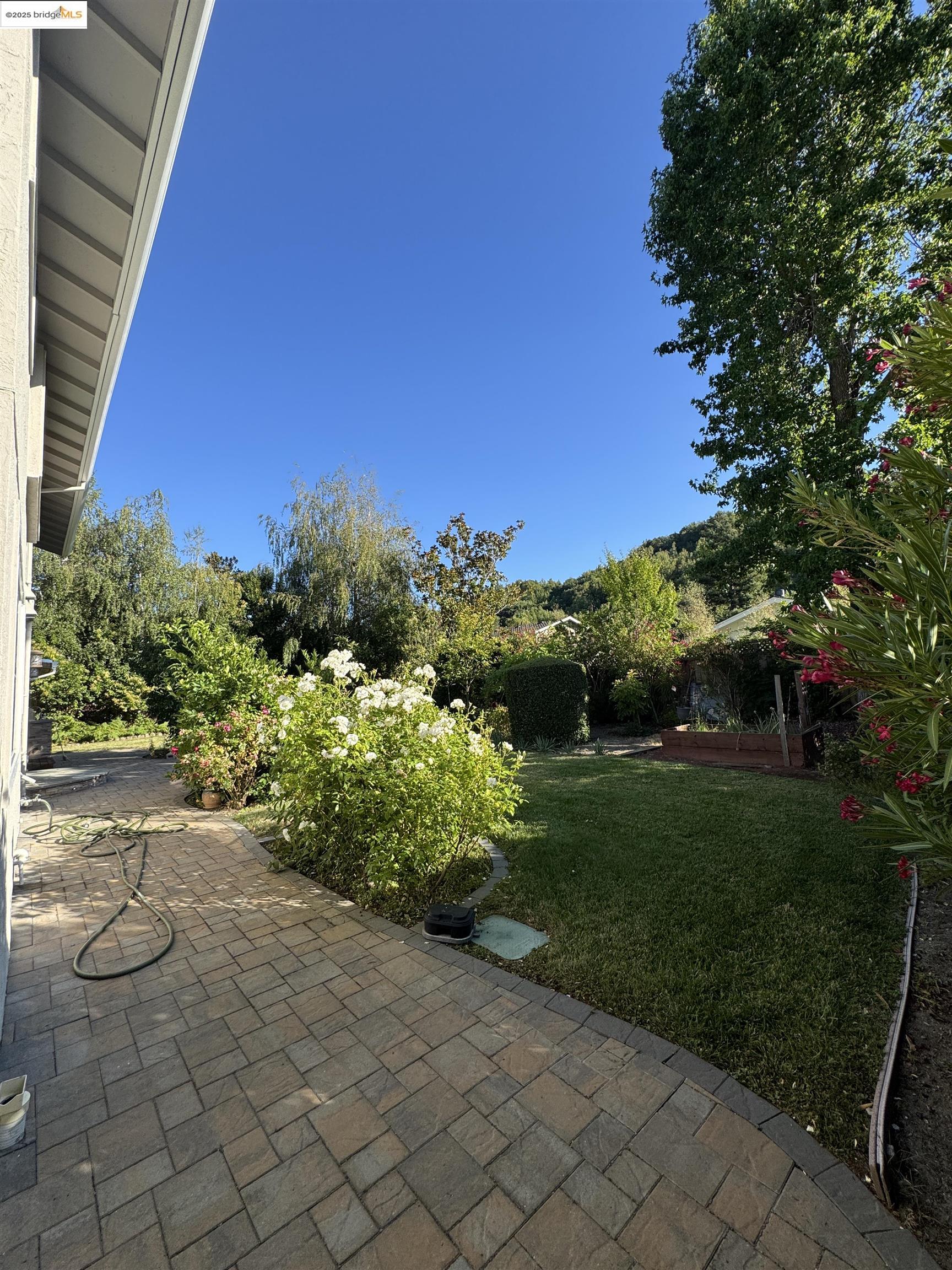 Detail Gallery Image 41 of 46 For 8 Juniper Way, Moraga,  CA 94556-1002 - 4 Beds | 3 Baths