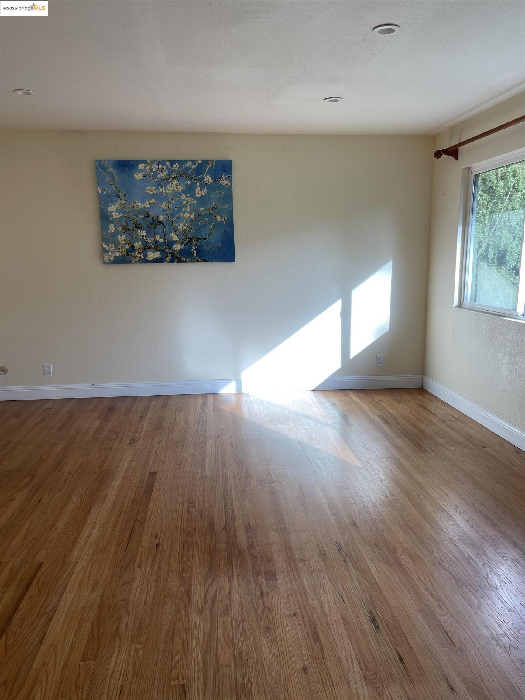 Detail Gallery Image 9 of 46 For 8 Juniper Way, Moraga,  CA 94556-1002 - 4 Beds | 3 Baths
