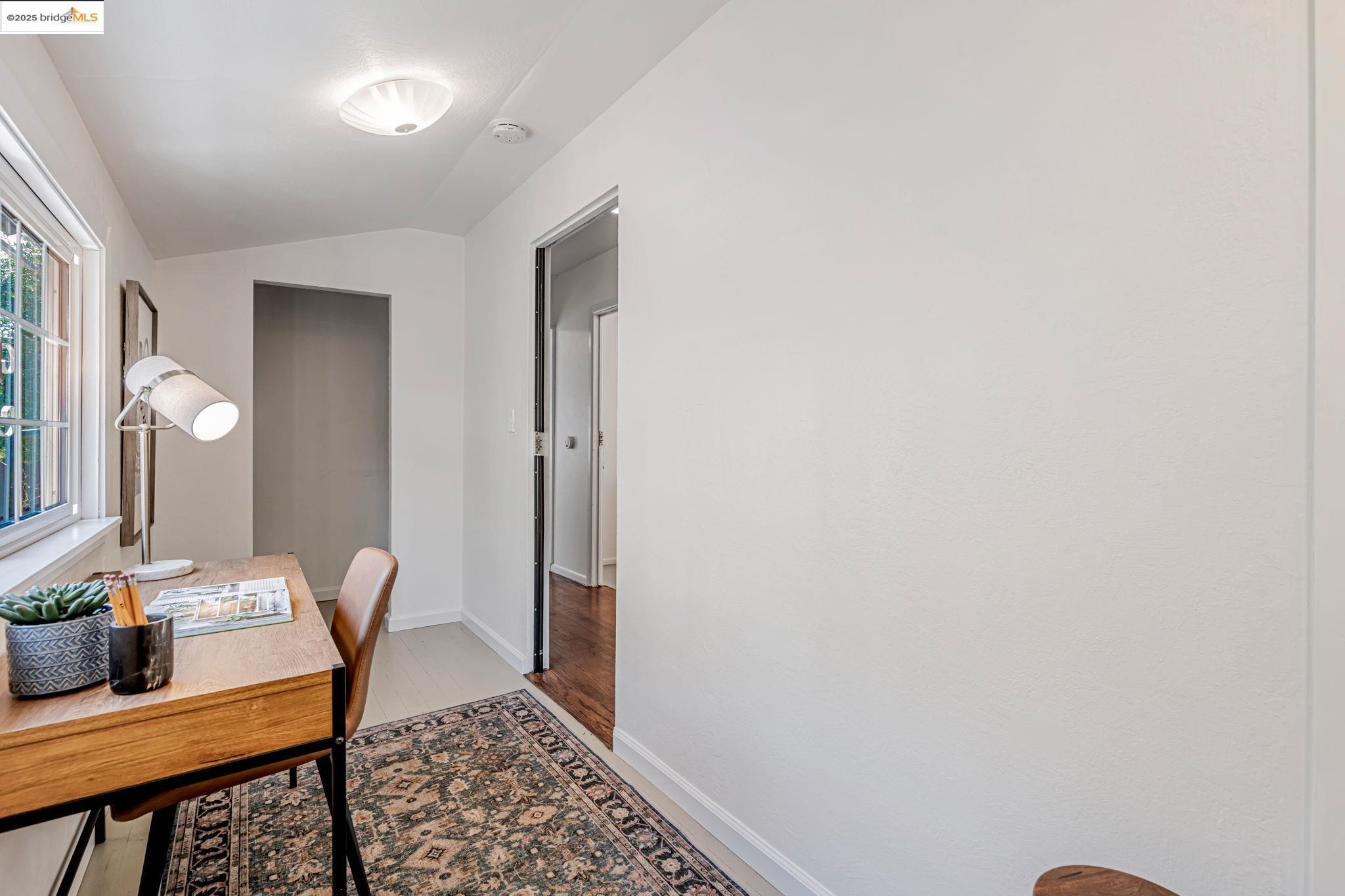 Detail Gallery Image 11 of 31 For 4801 Fairfax Ave, Oakland,  CA 94601 - 1 Beds | 1 Baths