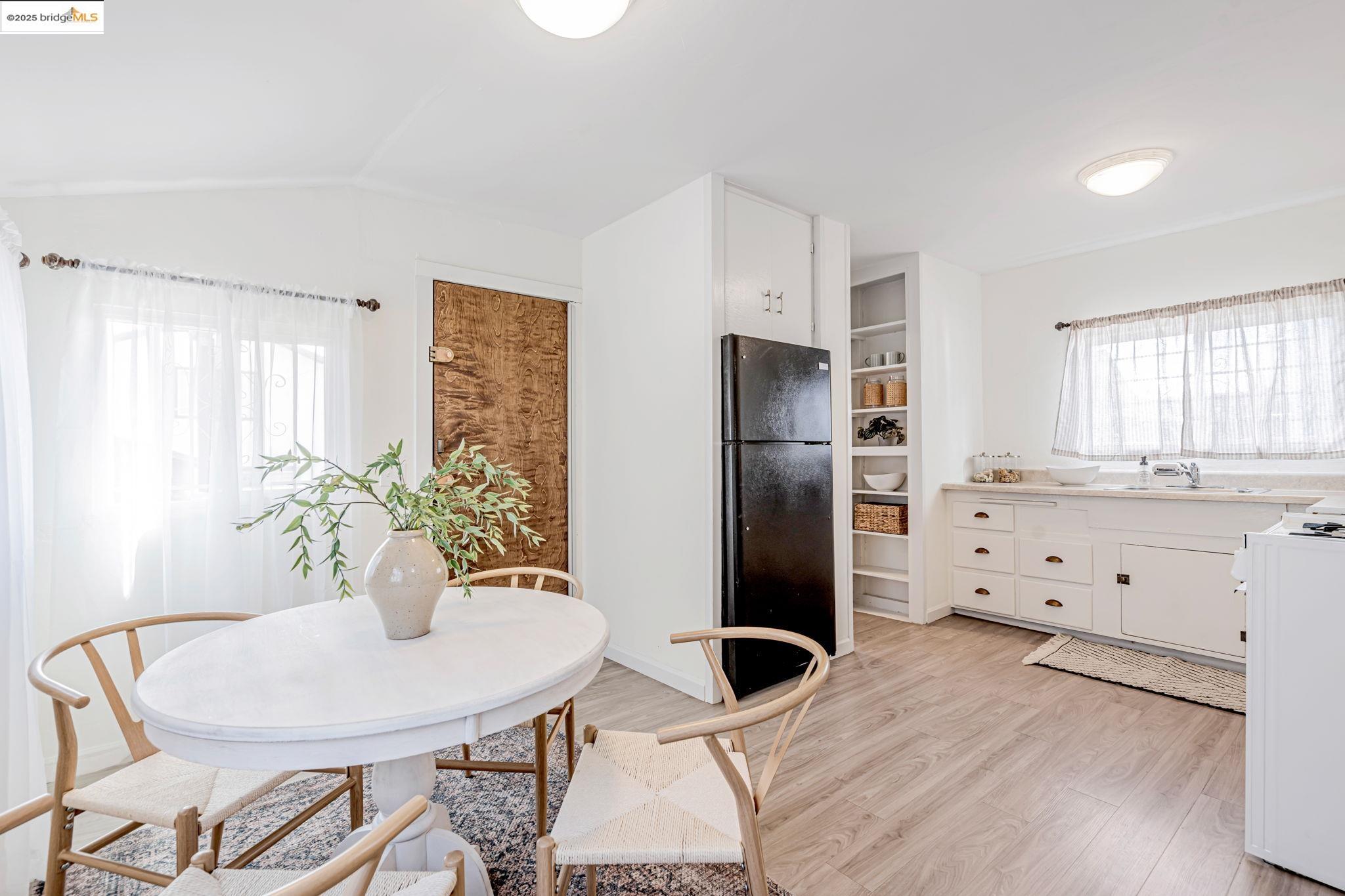 Detail Gallery Image 19 of 31 For 4801 Fairfax Ave, Oakland,  CA 94601 - 1 Beds | 1 Baths