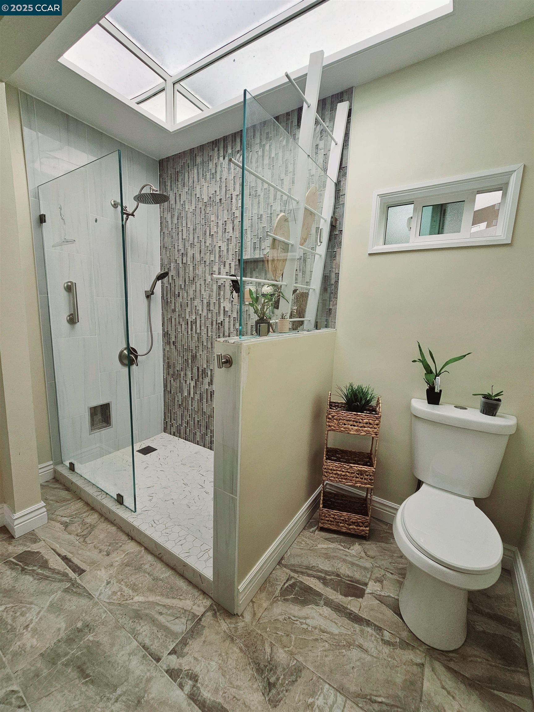 Detail Gallery Image 27 of 46 For 1034 Navellier St, El Cerrito,  CA 94530 - 3 Beds | 2 Baths