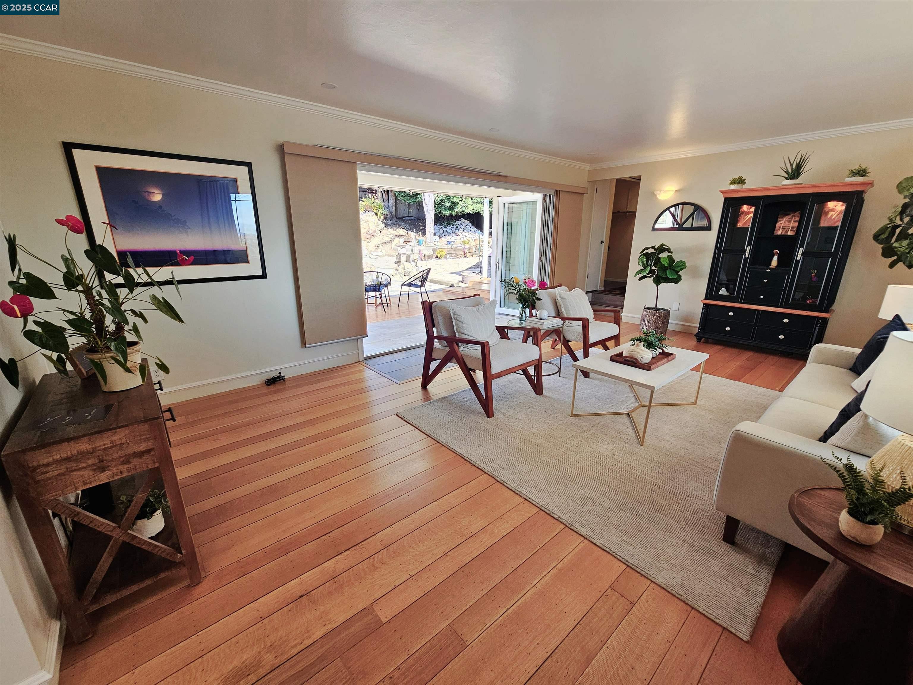 Detail Gallery Image 5 of 46 For 1034 Navellier St, El Cerrito,  CA 94530 - 3 Beds | 2 Baths
