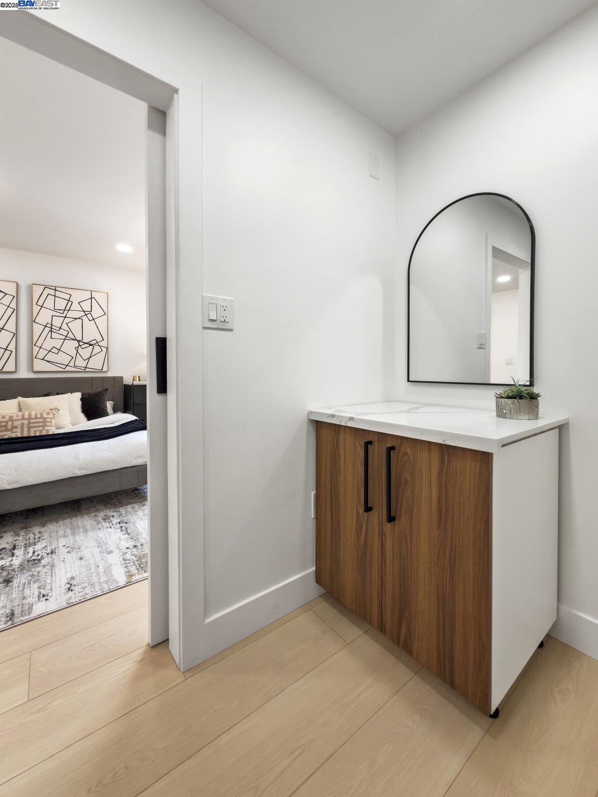Detail Gallery Image 20 of 41 For 450 Lancaster Way, Redwood City,  CA 94062 - 4 Beds | 2 Baths