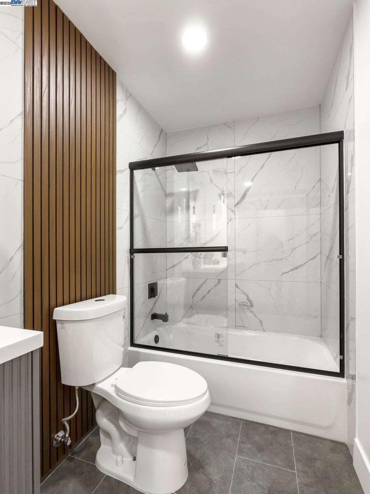 Detail Gallery Image 27 of 41 For 450 Lancaster Way, Redwood City,  CA 94062 - 4 Beds | 2 Baths