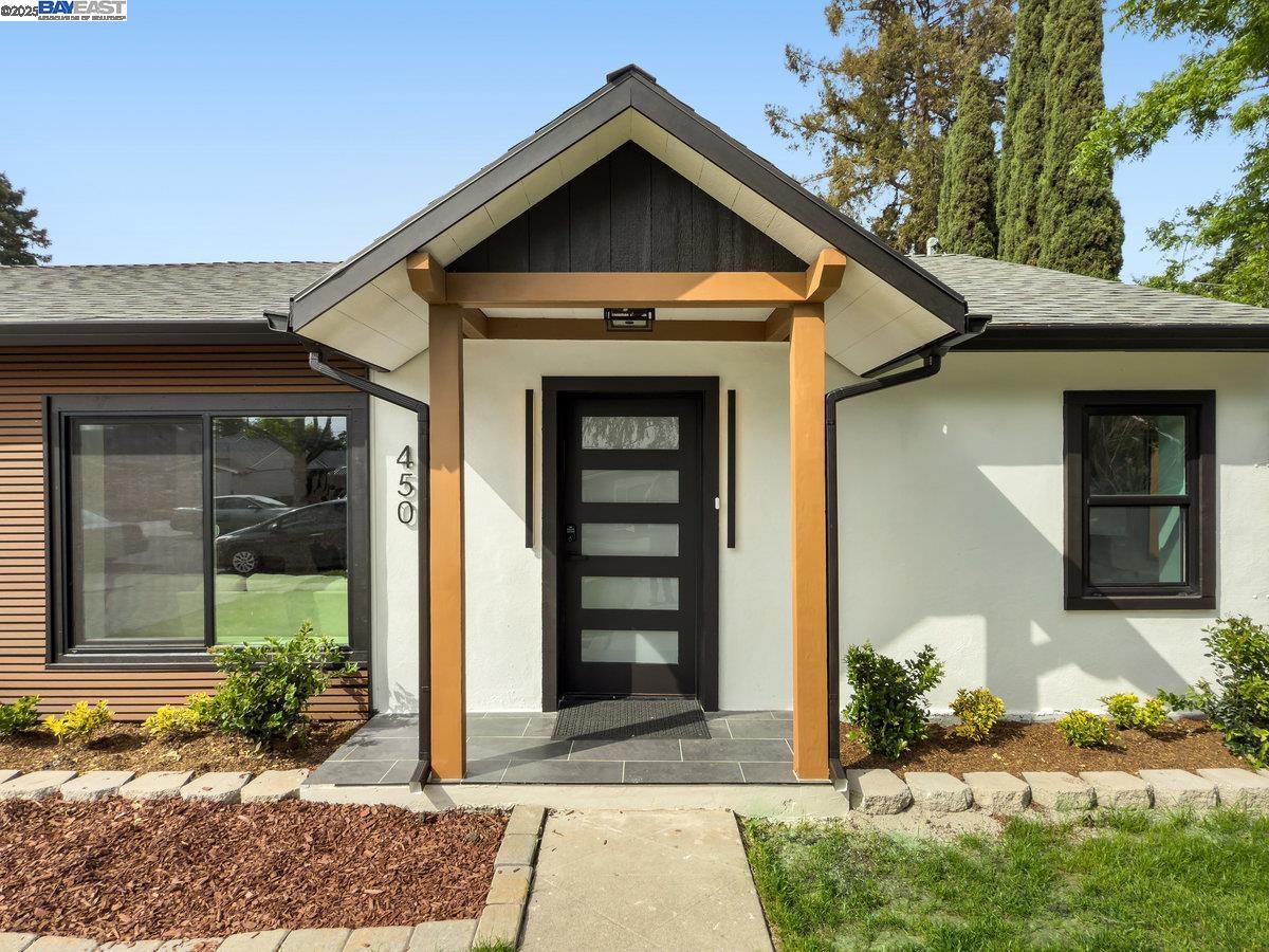 Detail Gallery Image 41 of 41 For 450 Lancaster Way, Redwood City,  CA 94062 - 4 Beds | 2 Baths