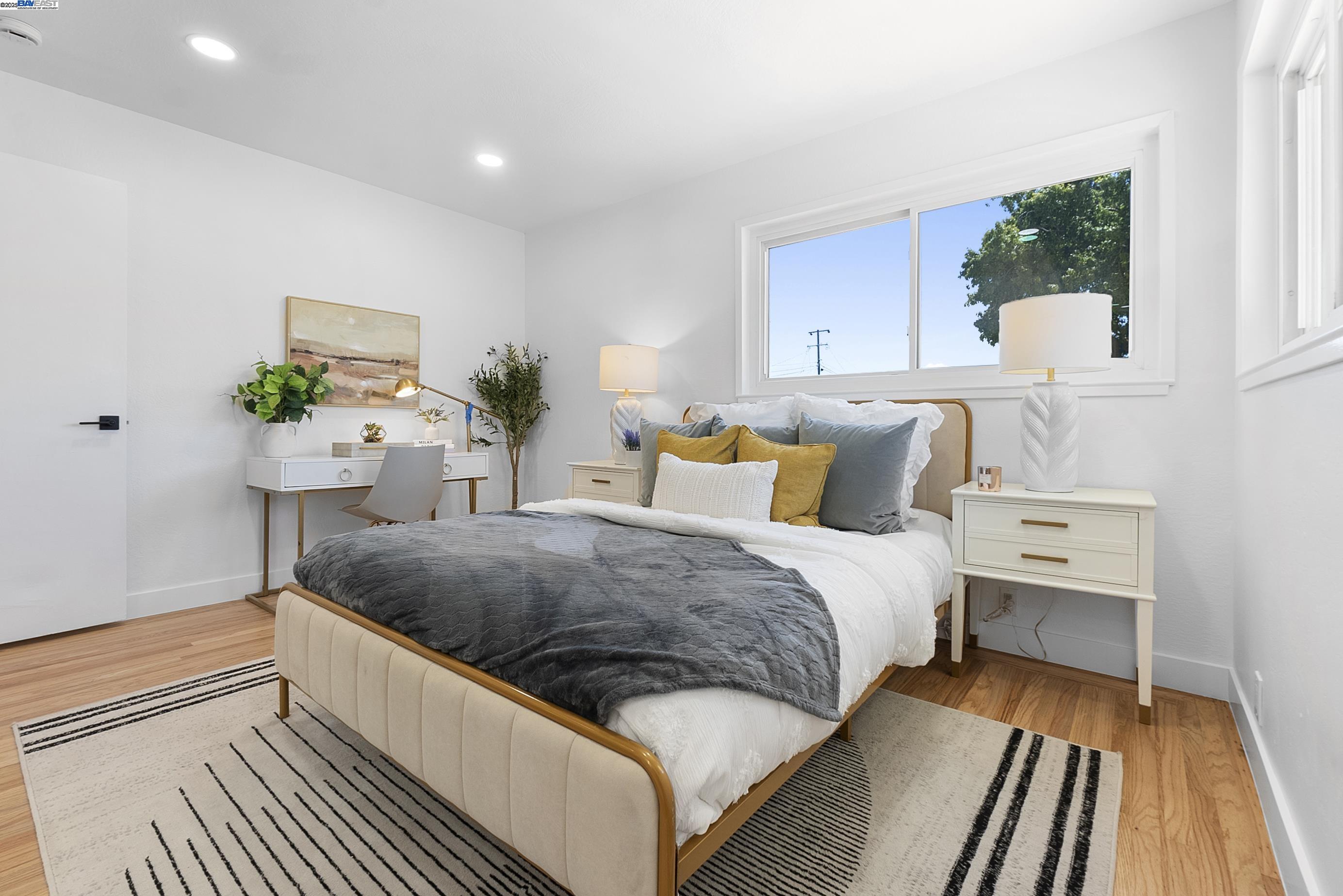Detail Gallery Image 13 of 38 For 1309 Darlene Ave, San Mateo,  CA 94403 - 3 Beds | 2 Baths
