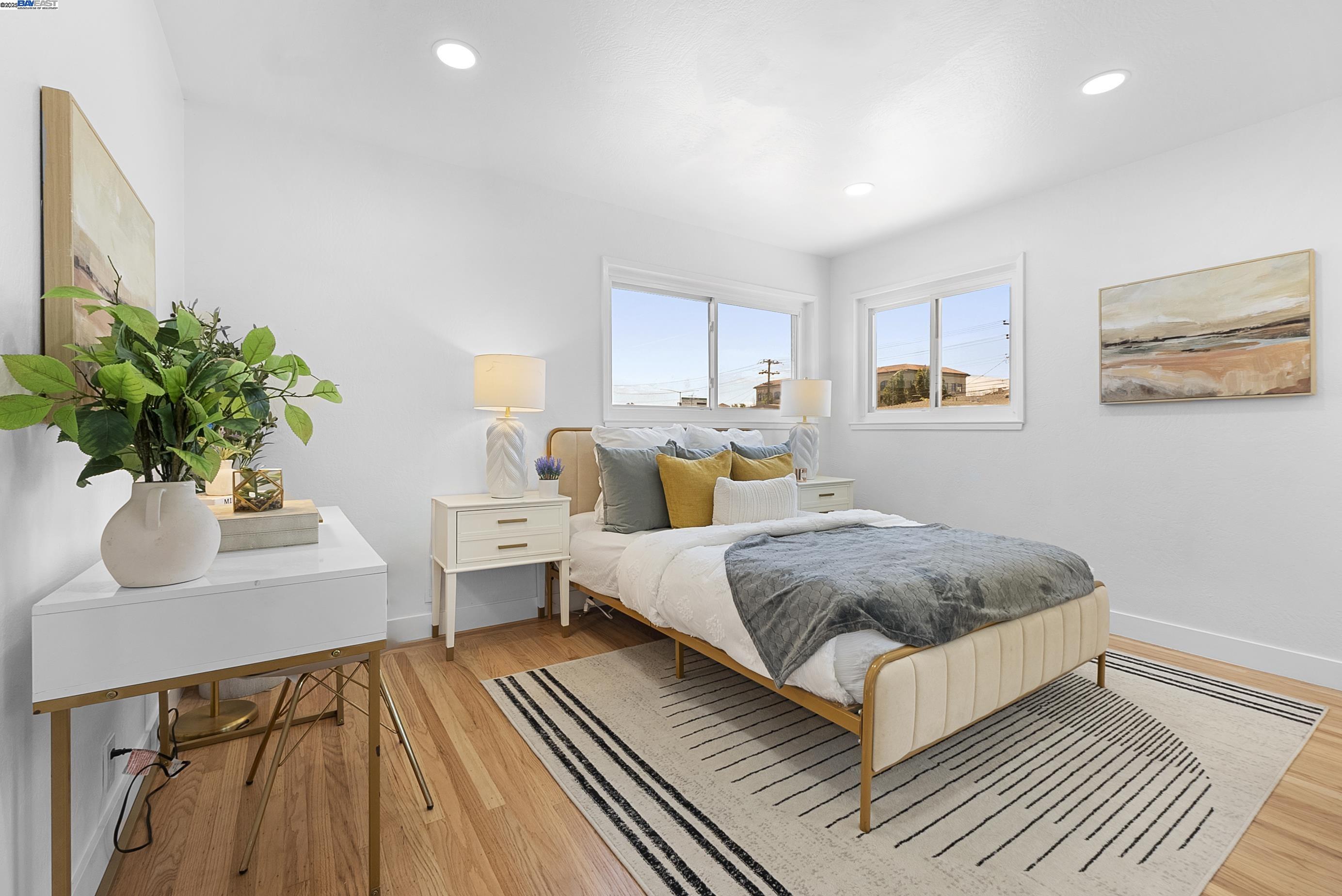 Detail Gallery Image 14 of 38 For 1309 Darlene Ave, San Mateo,  CA 94403 - 3 Beds | 2 Baths