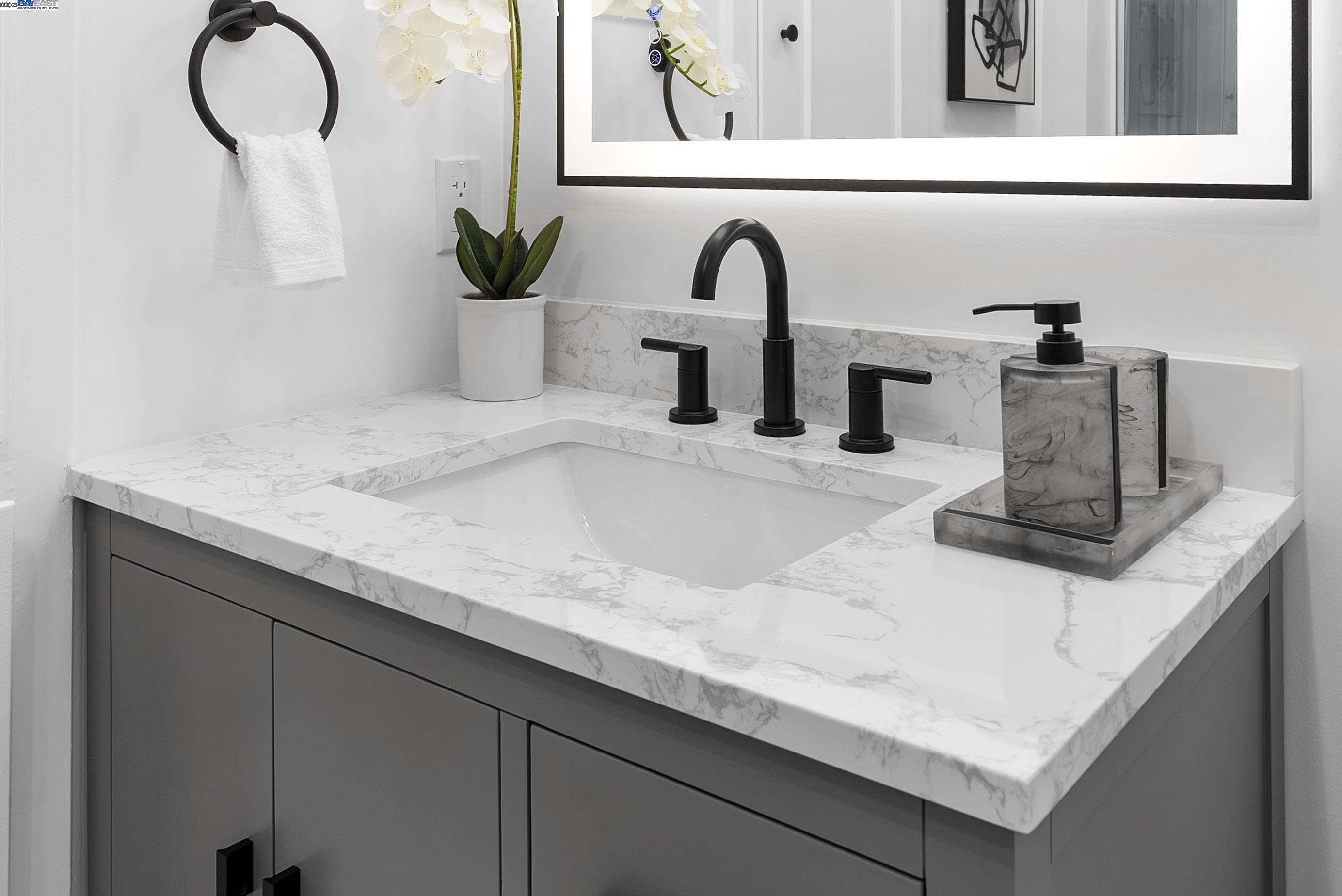 Detail Gallery Image 23 of 38 For 1309 Darlene Ave, San Mateo,  CA 94403 - 3 Beds | 2 Baths