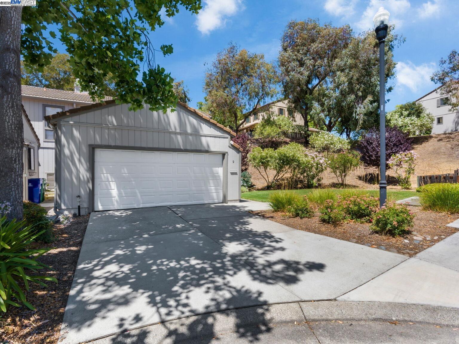 Photo #10: 41107530 Listing: Photo #10