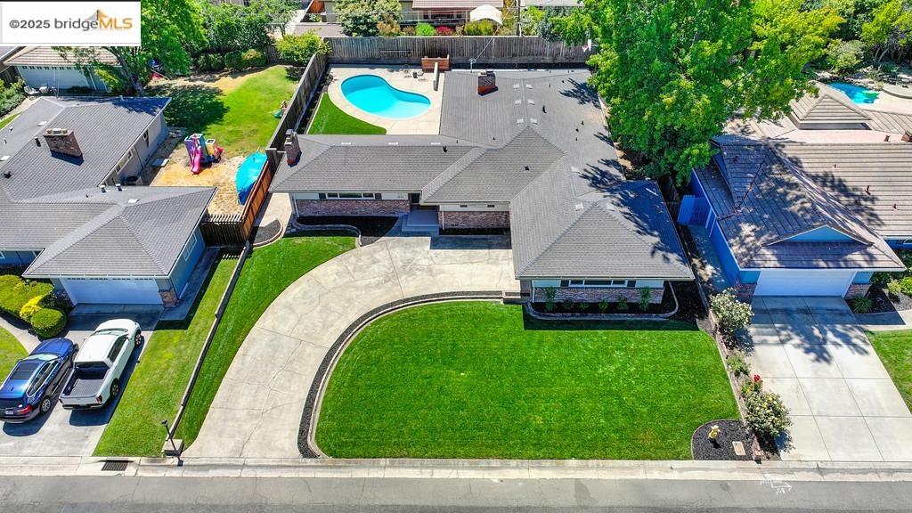Detail Gallery Image 36 of 36 For 3420 Ben Lomond Dr, Sacramento,  CA 95821 - 3 Beds | 2 Baths