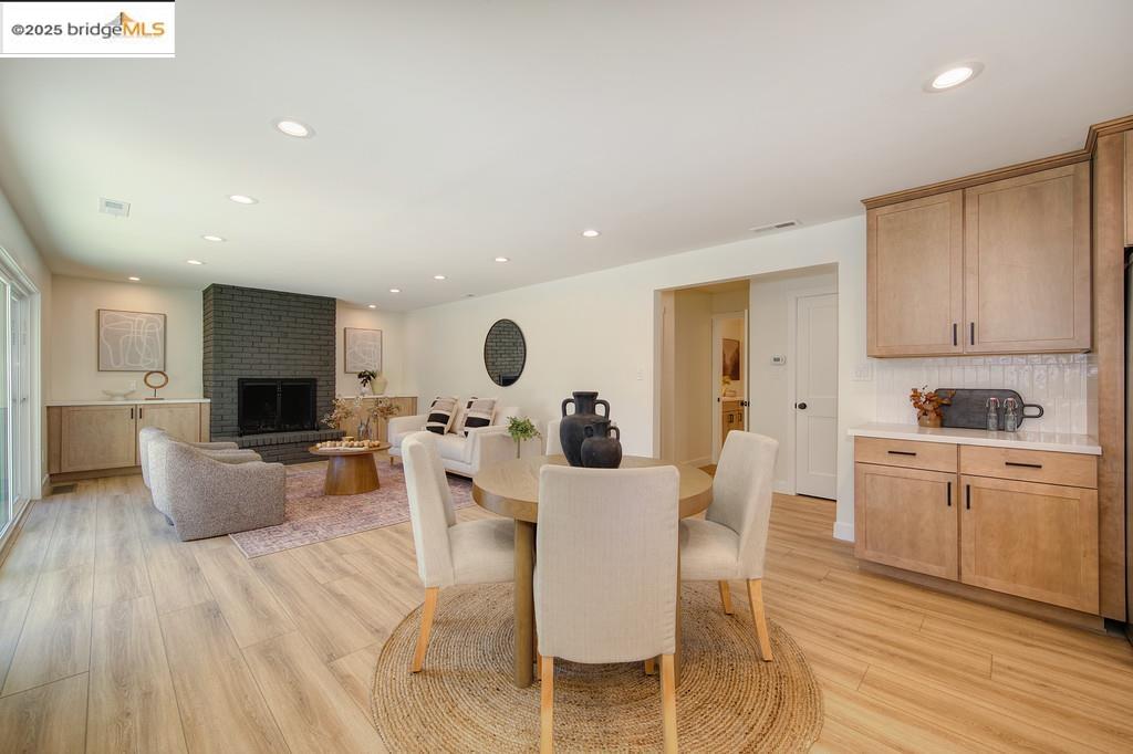 Detail Gallery Image 8 of 36 For 3420 Ben Lomond Dr, Sacramento,  CA 95821 - 3 Beds | 2 Baths