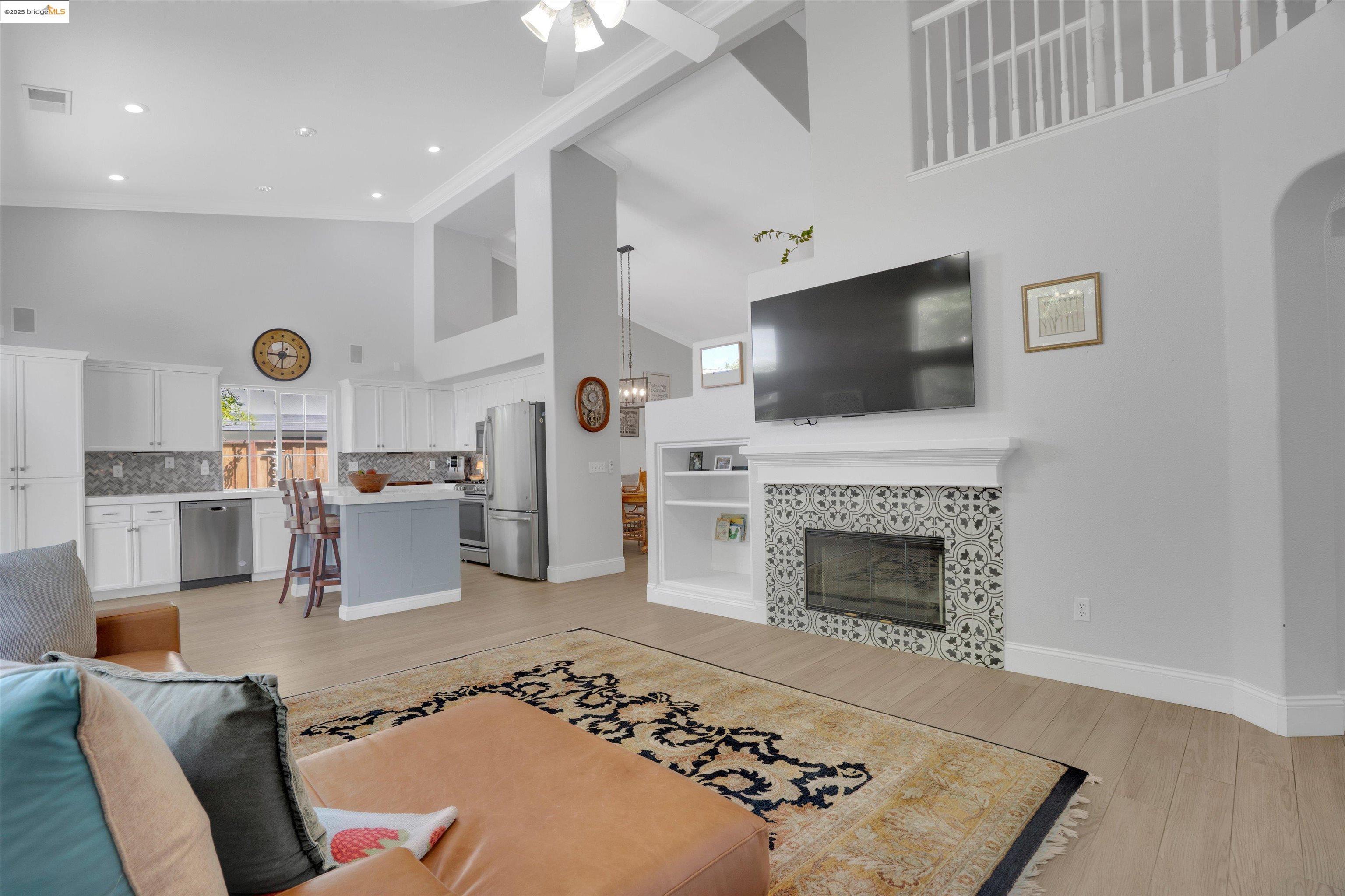Detail Gallery Image 11 of 39 For 2283 Spartan Ter, Brentwood,  CA 94513 - 4 Beds | 3 Baths