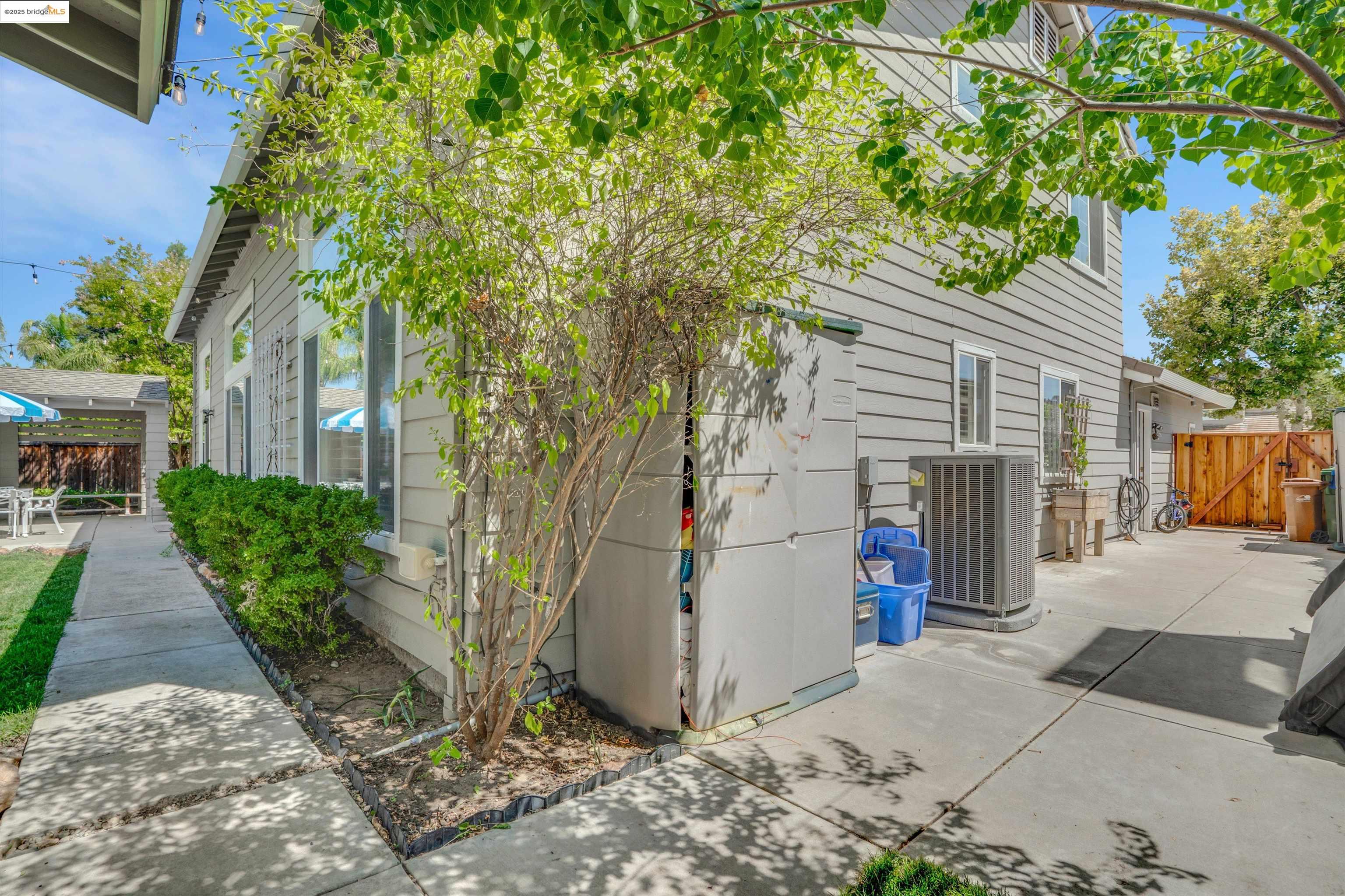 Detail Gallery Image 30 of 39 For 2283 Spartan Ter, Brentwood,  CA 94513 - 4 Beds | 3 Baths