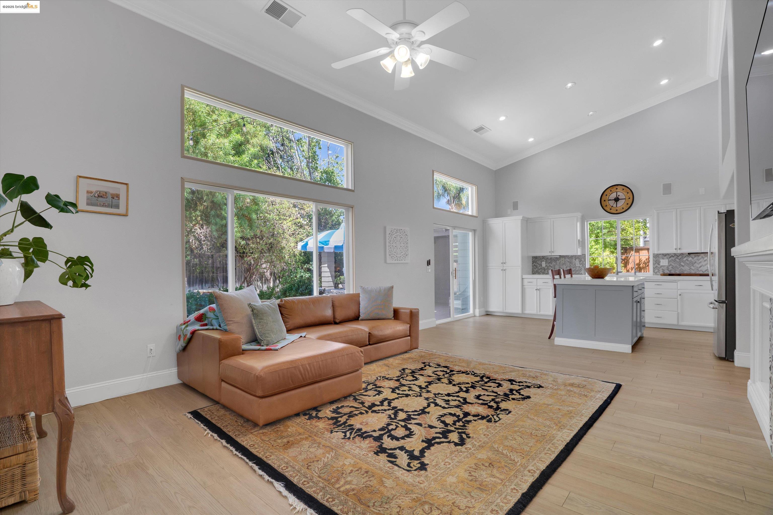 Detail Gallery Image 10 of 39 For 2283 Spartan Ter, Brentwood,  CA 94513 - 4 Beds | 3 Baths
