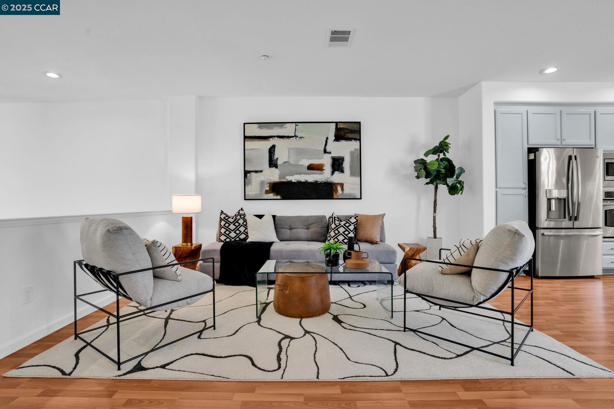 Photo #4: 41107540 Listing 