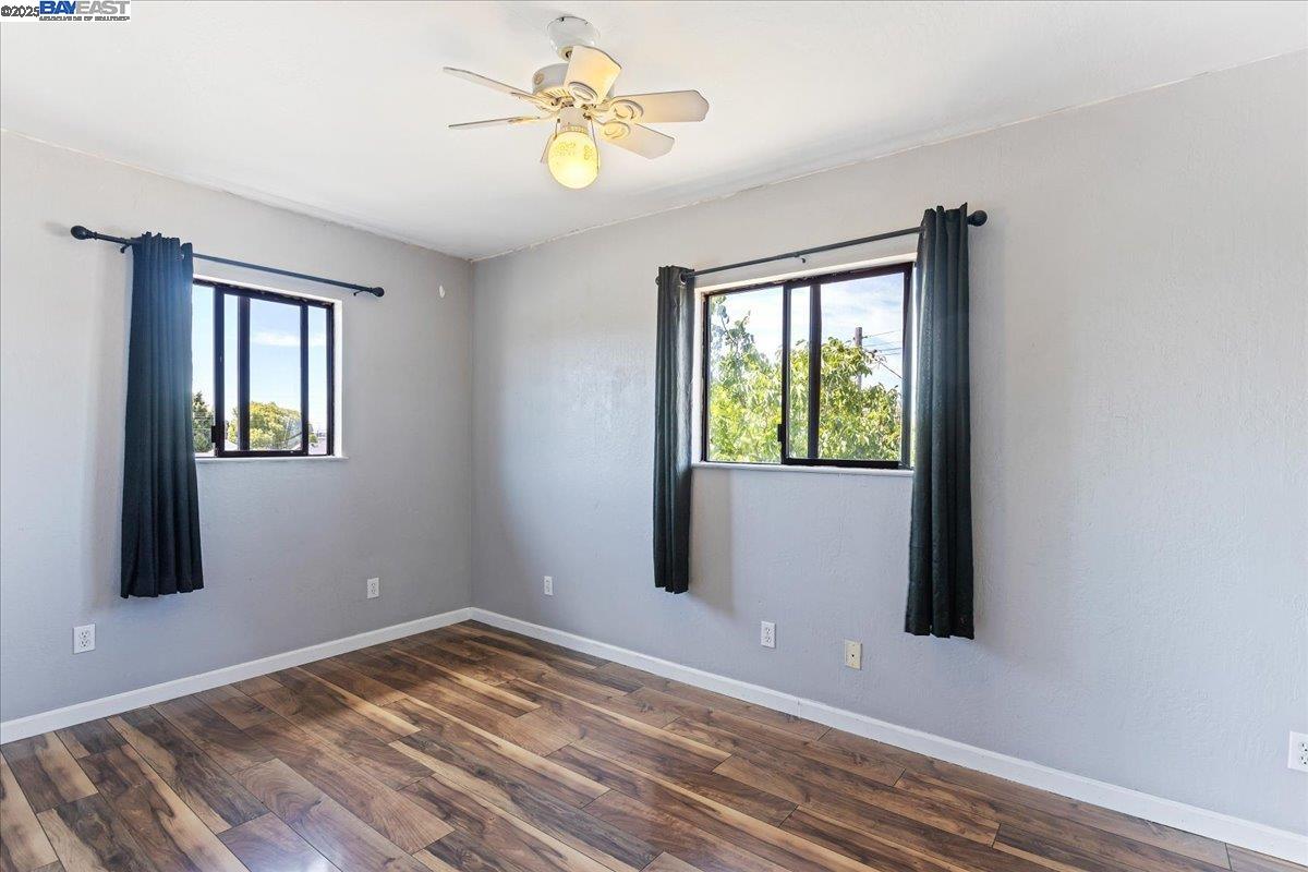 Detail Gallery Image 25 of 36 For 5533 Fiesta Rd, Fremont,  CA 94538 - 5 Beds | 3 Baths