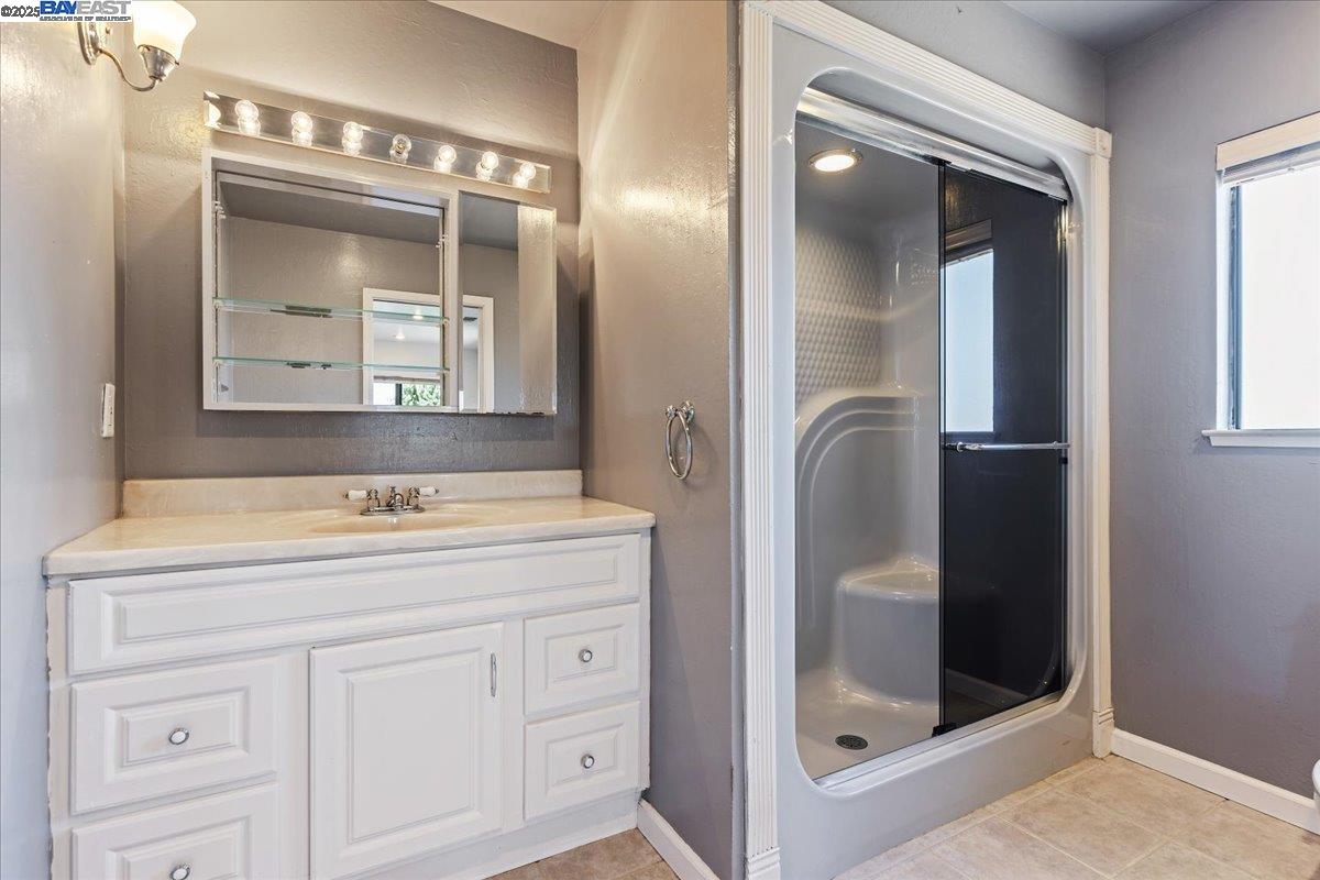 Detail Gallery Image 29 of 36 For 5533 Fiesta Rd, Fremont,  CA 94538 - 5 Beds | 3 Baths