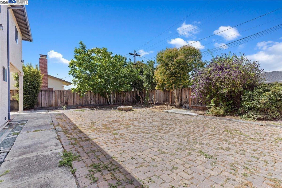 Detail Gallery Image 36 of 36 For 5533 Fiesta Rd, Fremont,  CA 94538 - 5 Beds | 3 Baths