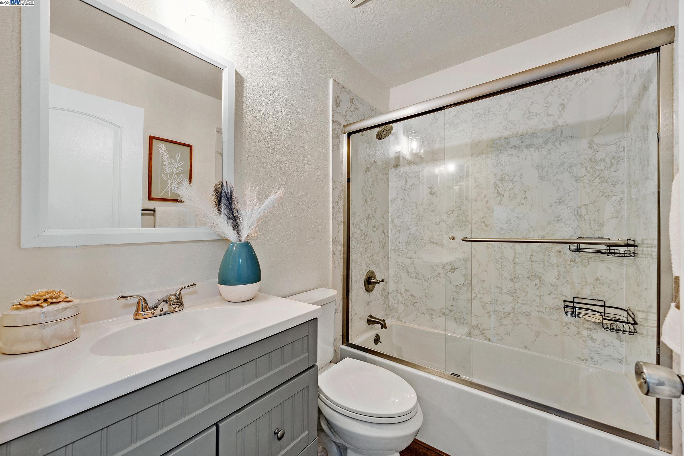 Detail Gallery Image 21 of 35 For 1323 Spring Valley Common, Livermore,  CA 94551-6764 - 4 Beds | 2/1 Baths