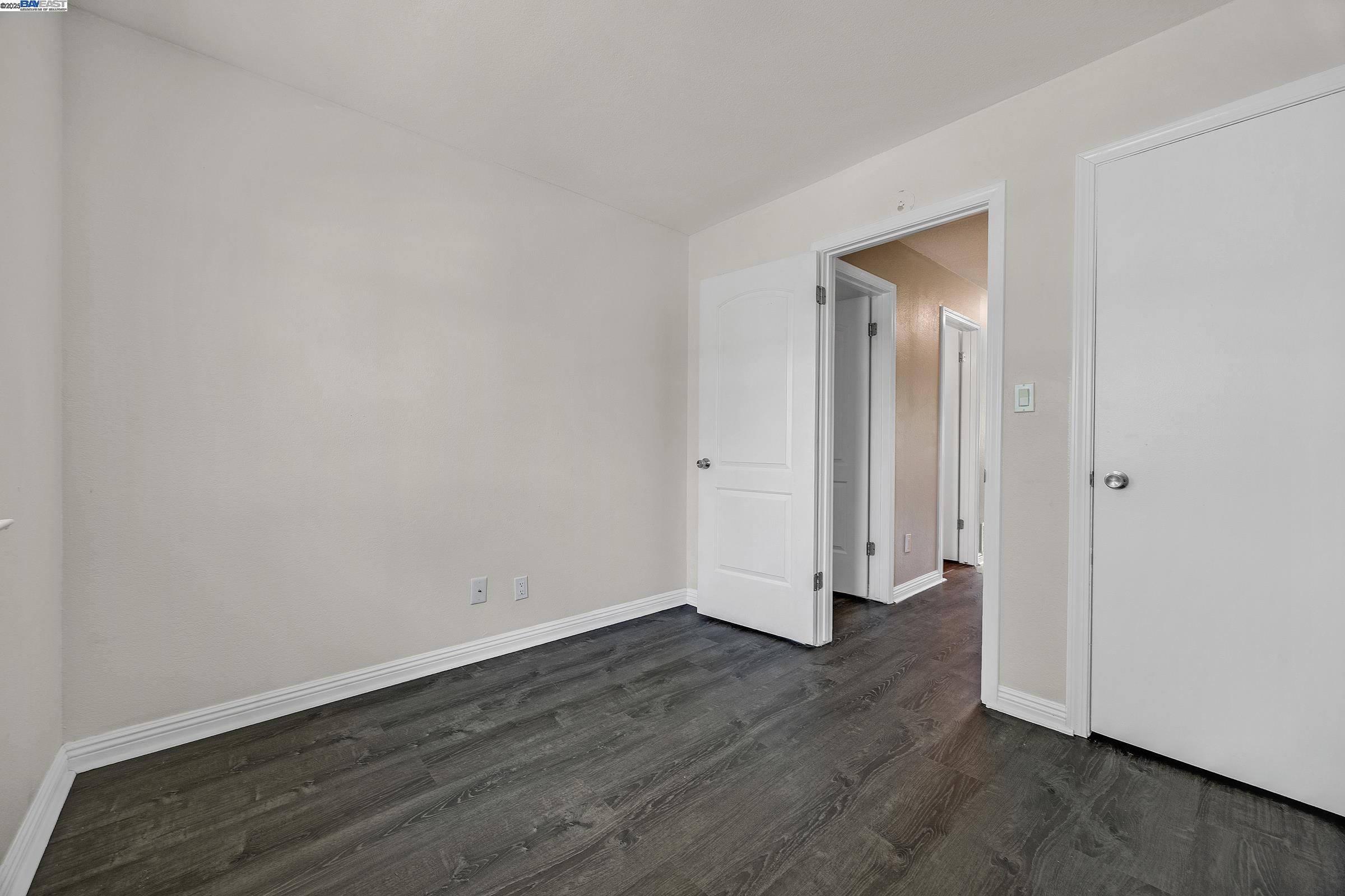 Detail Gallery Image 24 of 35 For 1323 Spring Valley Common, Livermore,  CA 94551-6764 - 4 Beds | 2/1 Baths