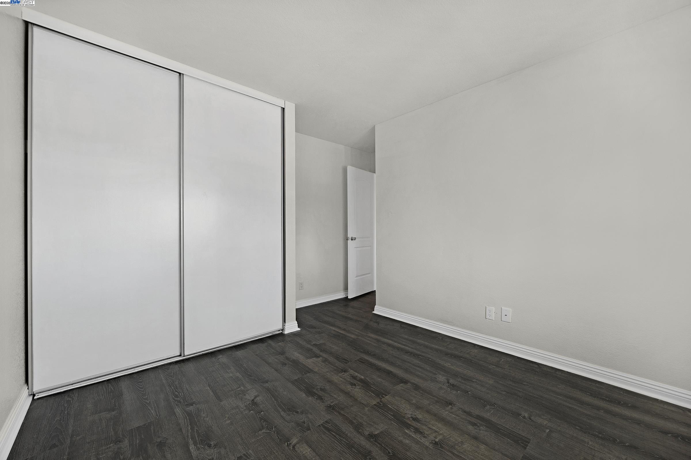 Detail Gallery Image 26 of 35 For 1323 Spring Valley Common, Livermore,  CA 94551-6764 - 4 Beds | 2/1 Baths