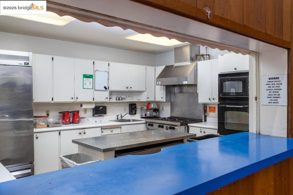 Detail Gallery Image 27 of 29 For 4 Commodore Dr #D229,  Emeryville,  CA 94608 - 1 Beds | 1 Baths