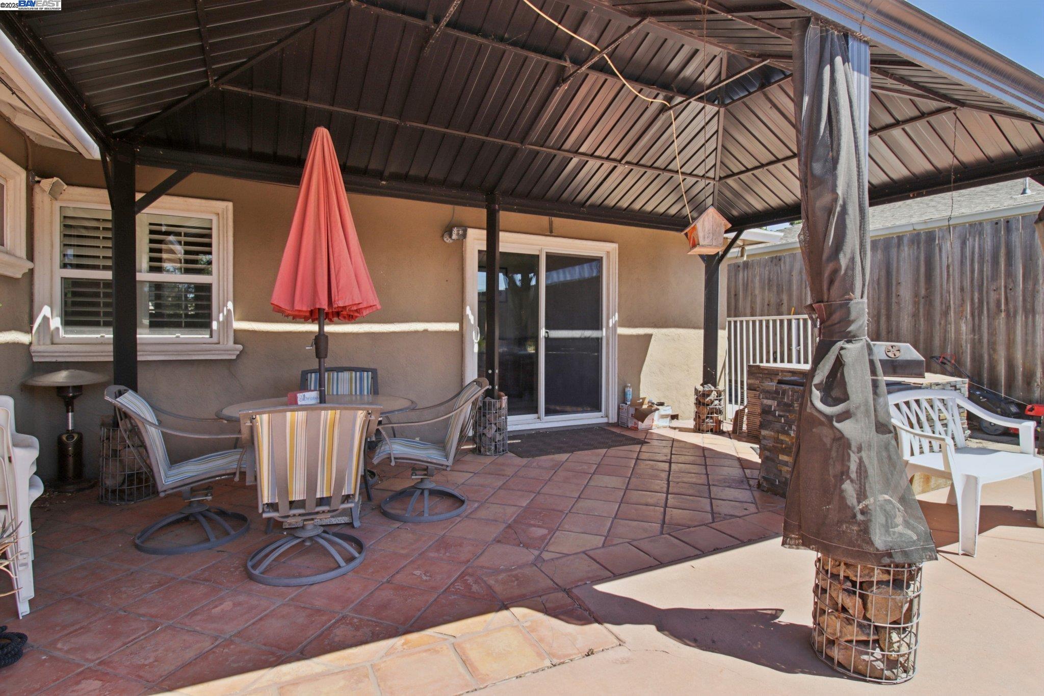 Detail Gallery Image 36 of 51 For 22 Orinda Cir, Pittsburg,  CA 94565 - 3 Beds | 2 Baths