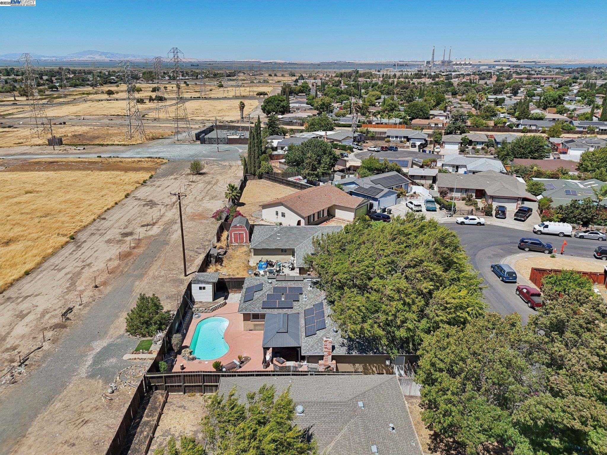Detail Gallery Image 49 of 51 For 22 Orinda Cir, Pittsburg,  CA 94565 - 3 Beds | 2 Baths