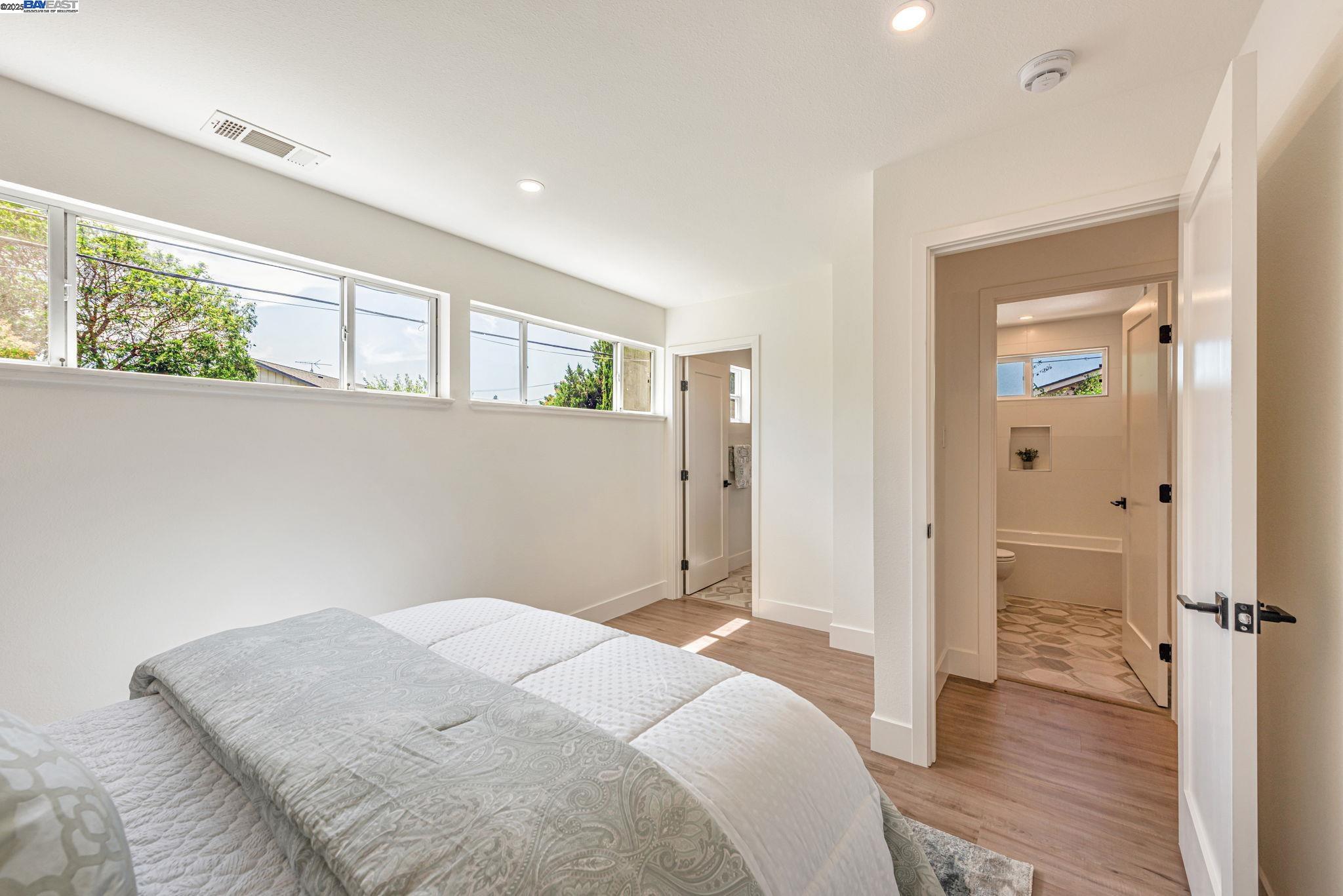 Detail Gallery Image 20 of 29 For 39087 Yosemite Way, Fremont,  CA 94538 - 3 Beds | 2 Baths