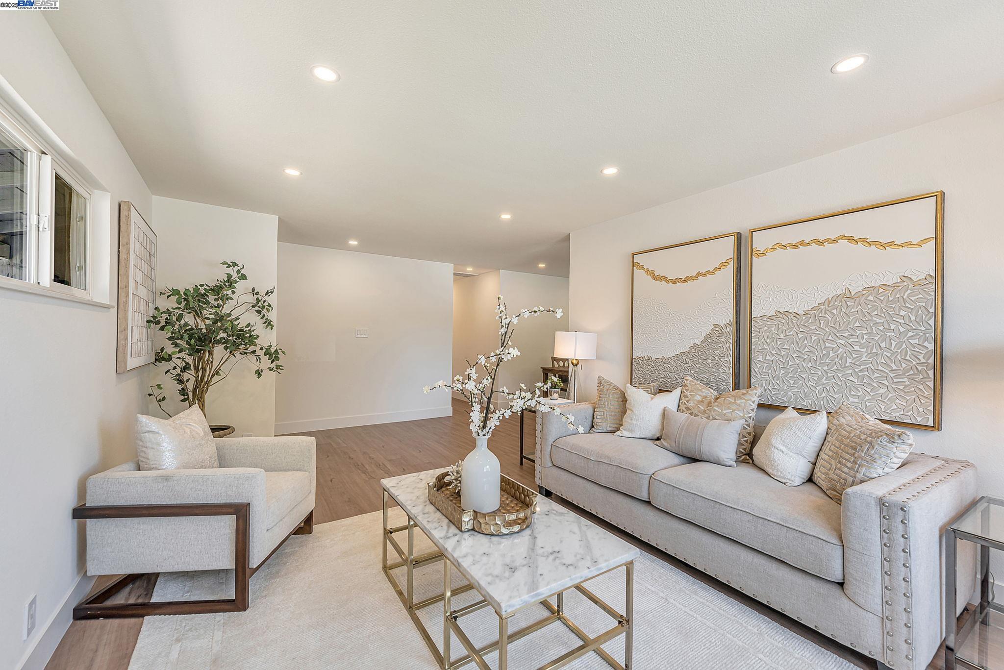 Detail Gallery Image 9 of 29 For 39087 Yosemite Way, Fremont,  CA 94538 - 3 Beds | 2 Baths