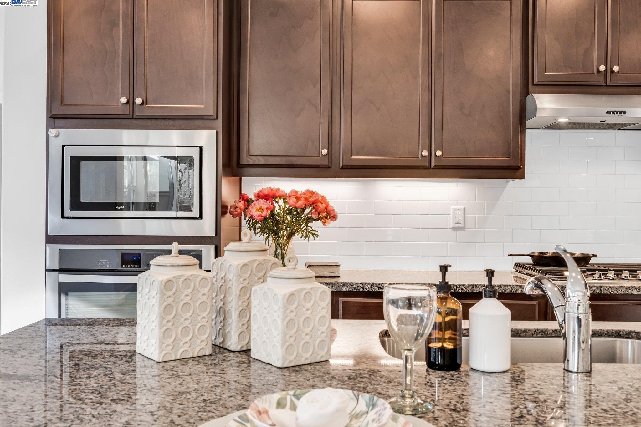 Detail Gallery Image 13 of 60 For 2305 Augusta Ave, Tracy,  CA 95377 - 4 Beds | 3 Baths