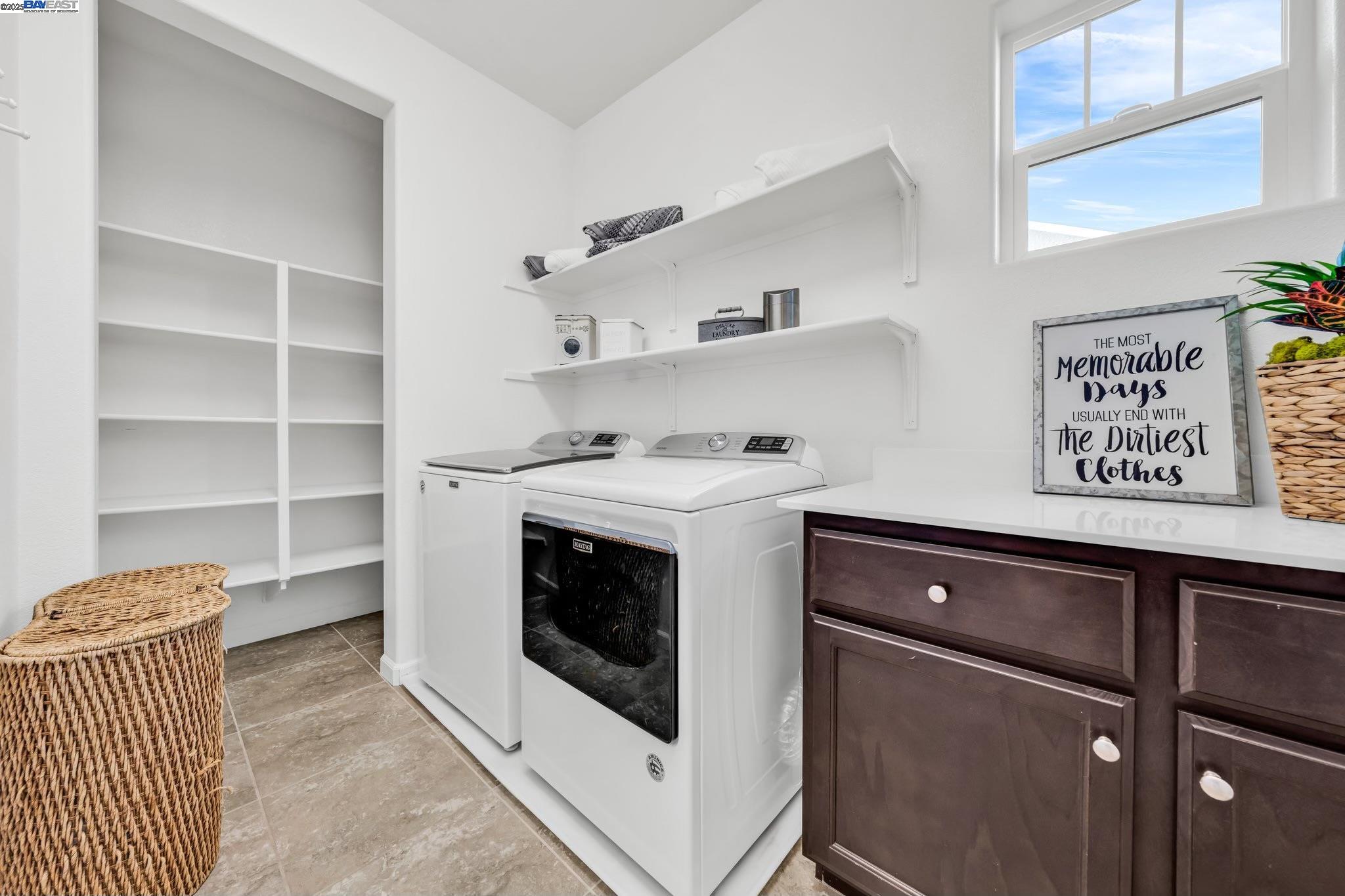 Detail Gallery Image 28 of 54 For 2305 Augusta Ave, Tracy,  CA 95377 - 4 Beds | 3 Baths