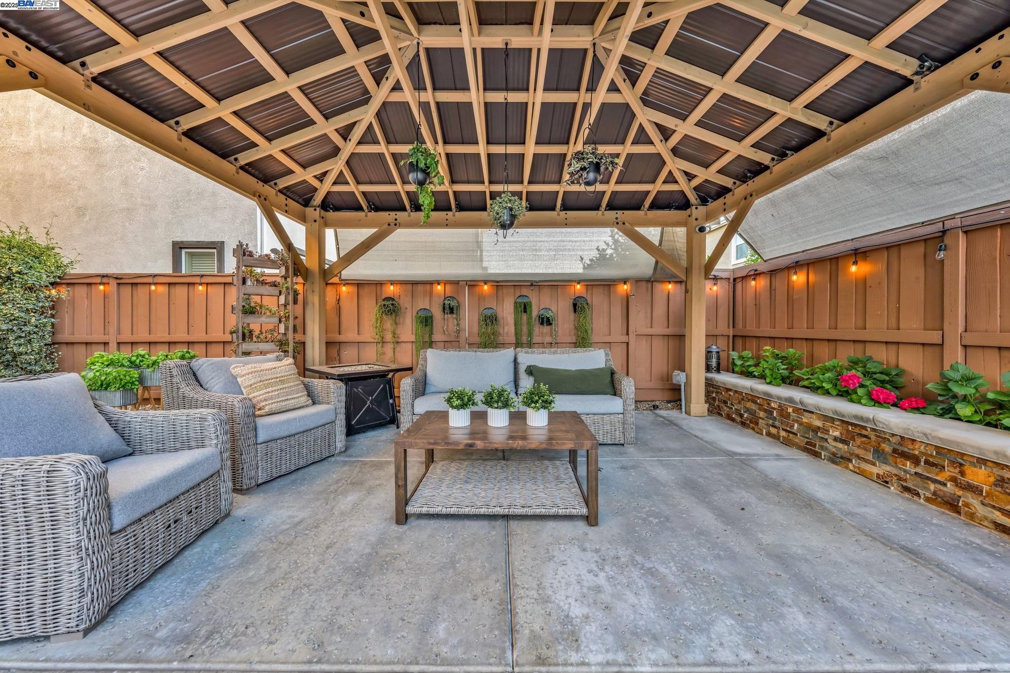 Detail Gallery Image 38 of 51 For 2305 Augusta Ave, Tracy,  CA 95377 - 4 Beds | 3 Baths