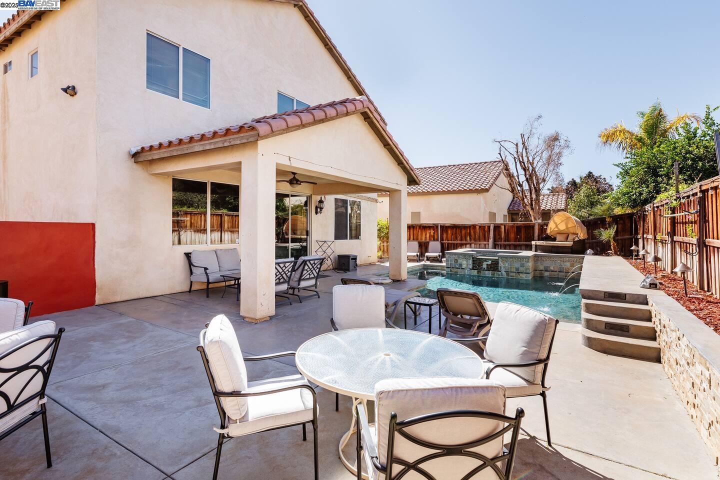 Detail Gallery Image 3 of 50 For 50289 San Capistrano Drive, Coachella,  CA 92236 - 5 Beds | 4/1 Baths