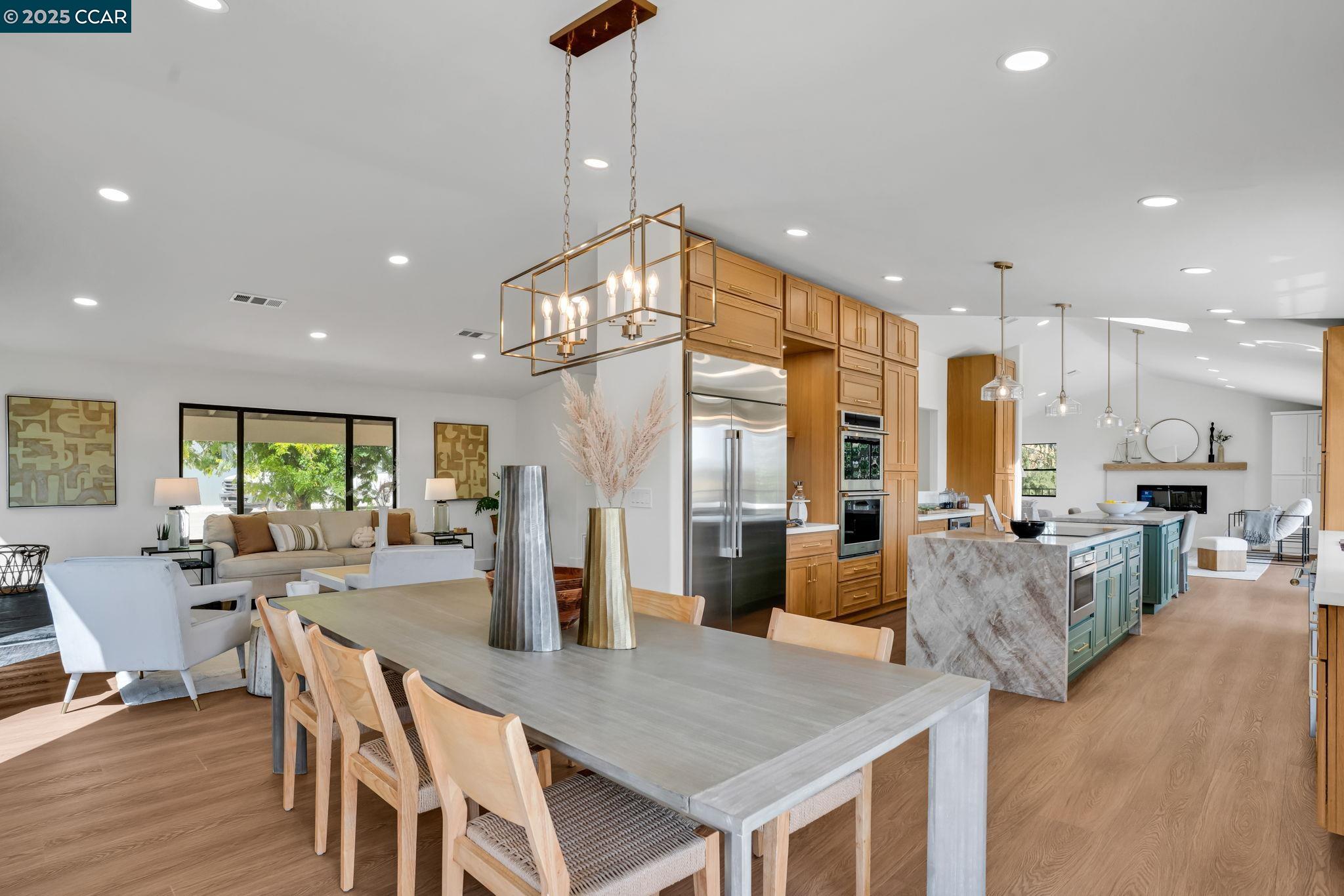 Detail Gallery Image 12 of 60 For 5505 Old School Rd, Pleasanton,  CA 94588 - 4 Beds | 2/1 Baths