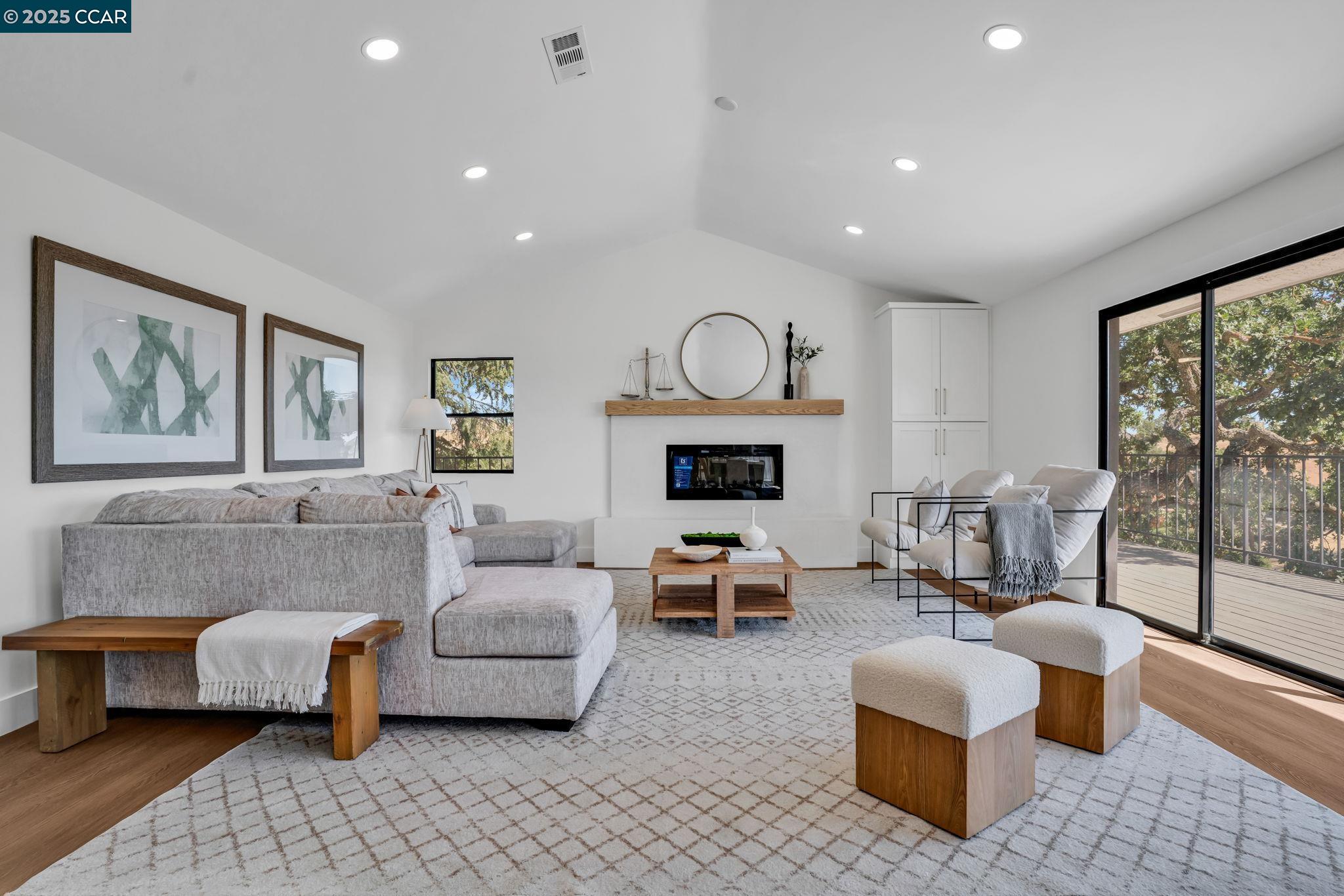 Detail Gallery Image 22 of 60 For 5505 Old School Rd, Pleasanton,  CA 94588 - 4 Beds | 2/1 Baths