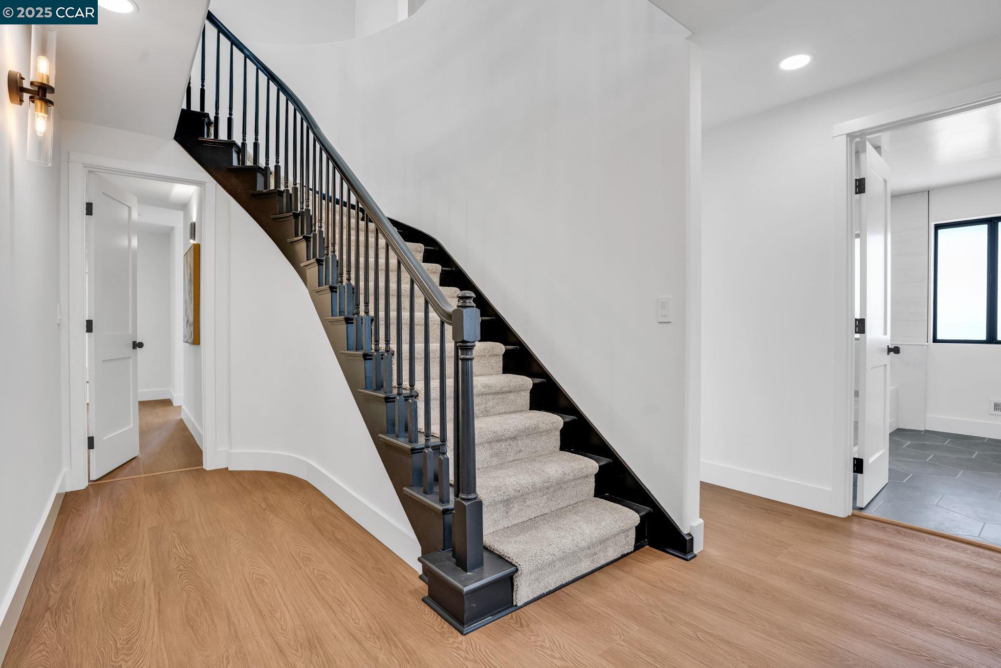 Detail Gallery Image 26 of 60 For 5505 Old School Rd, Pleasanton,  CA 94588 - 4 Beds | 2/1 Baths