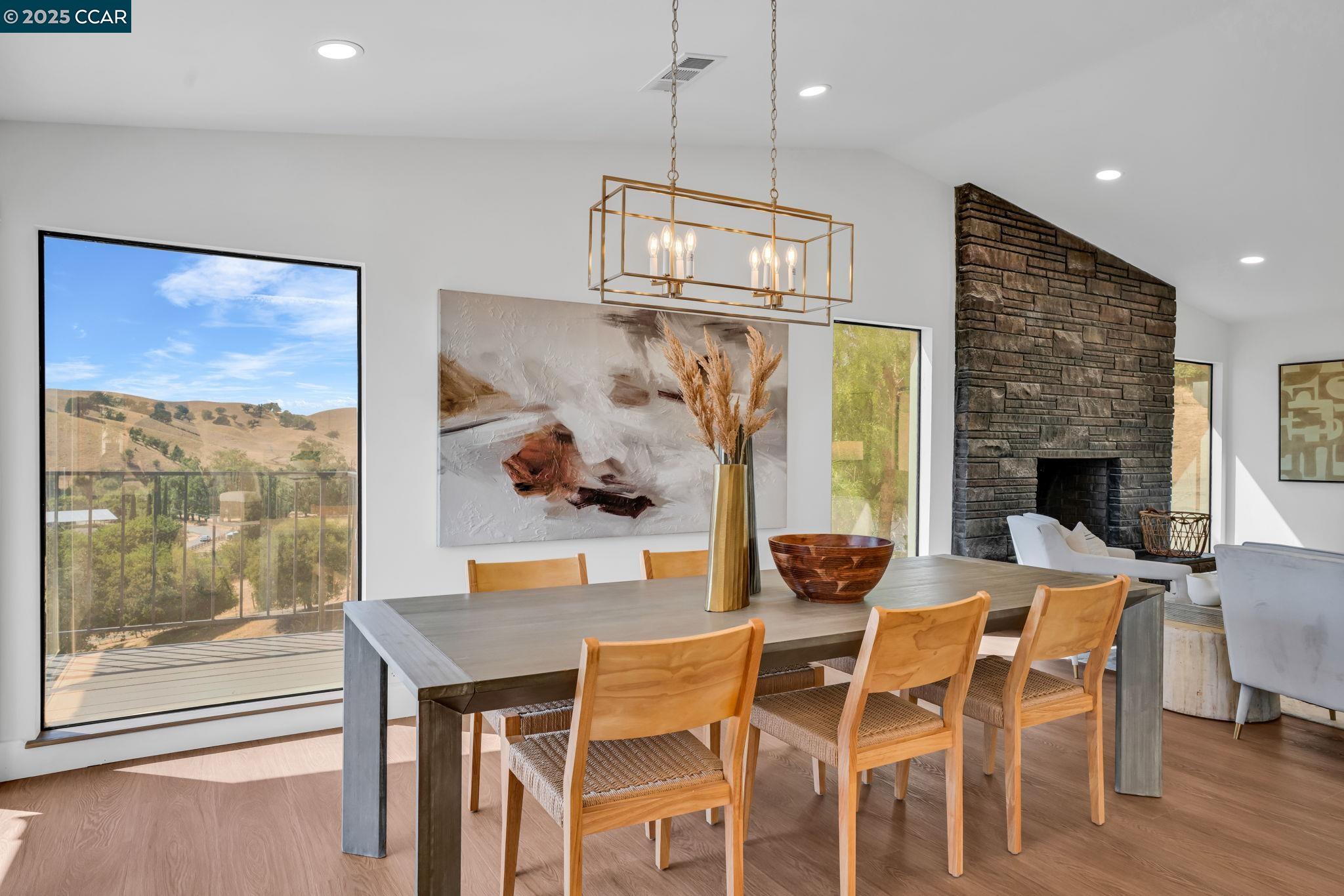 Detail Gallery Image 10 of 60 For 5505 Old School Rd, Pleasanton,  CA 94588 - 4 Beds | 2/1 Baths
