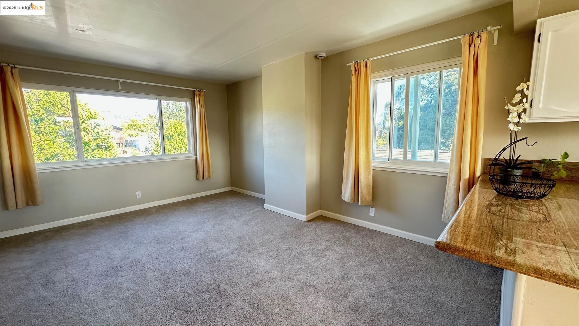 Detail Gallery Image 18 of 35 For 840 Key Route Blvd, Albany,  CA 94706-0000 - – Beds | – Baths