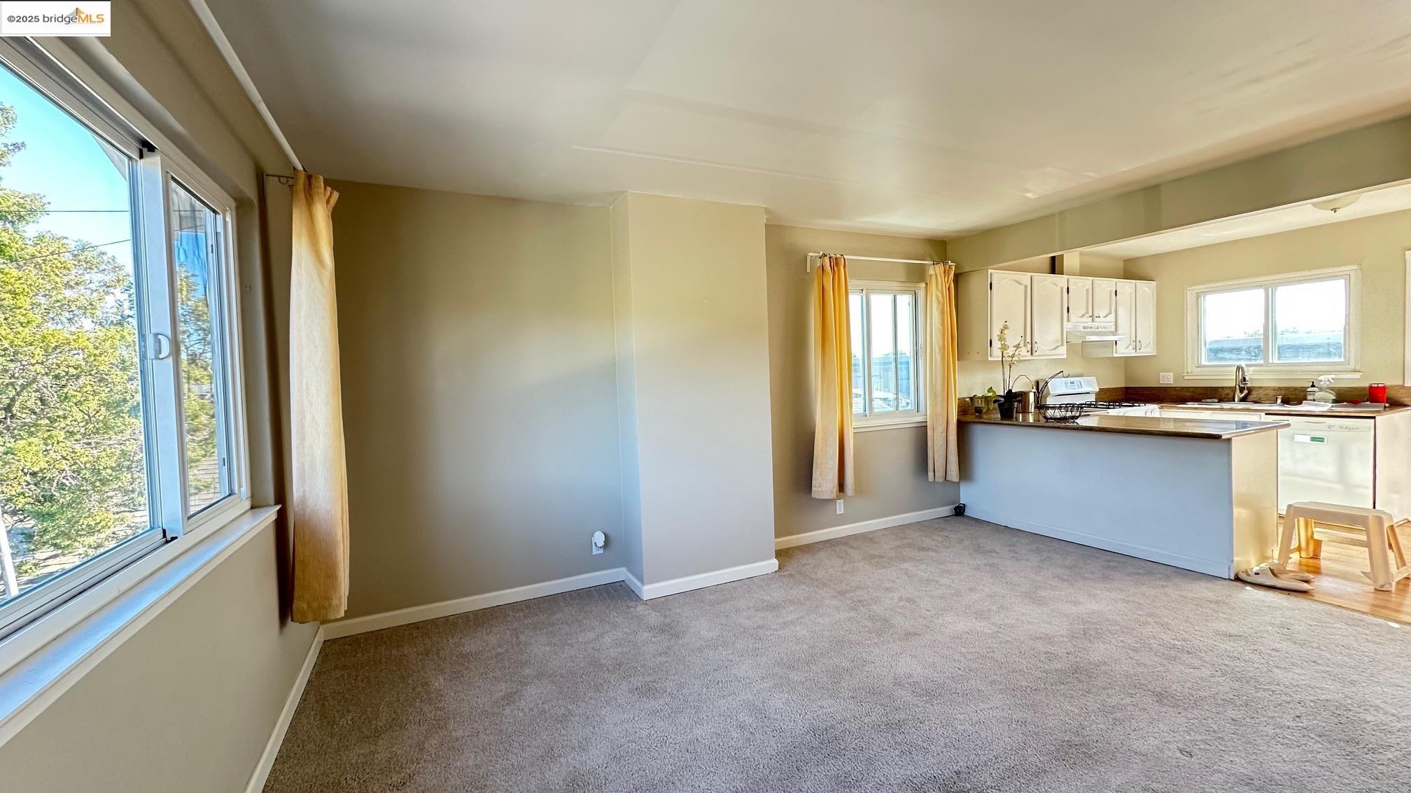 Detail Gallery Image 19 of 35 For 840 Key Route Blvd, Albany,  CA 94706-0000 - – Beds | – Baths