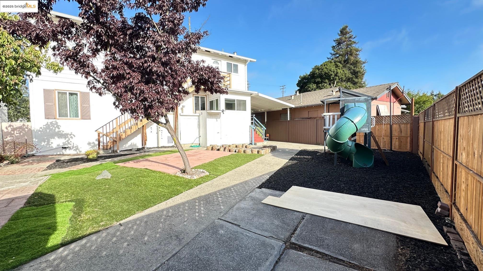 Detail Gallery Image 31 of 35 For 840 Key Route Blvd, Albany,  CA 94706-0000 - – Beds | – Baths